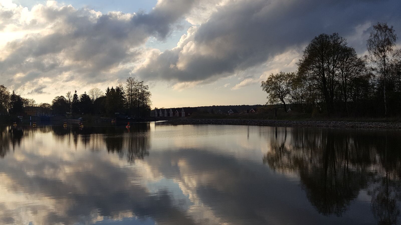 Samsung Galaxy S6 sample photo. Twilight, clouds, evening photography