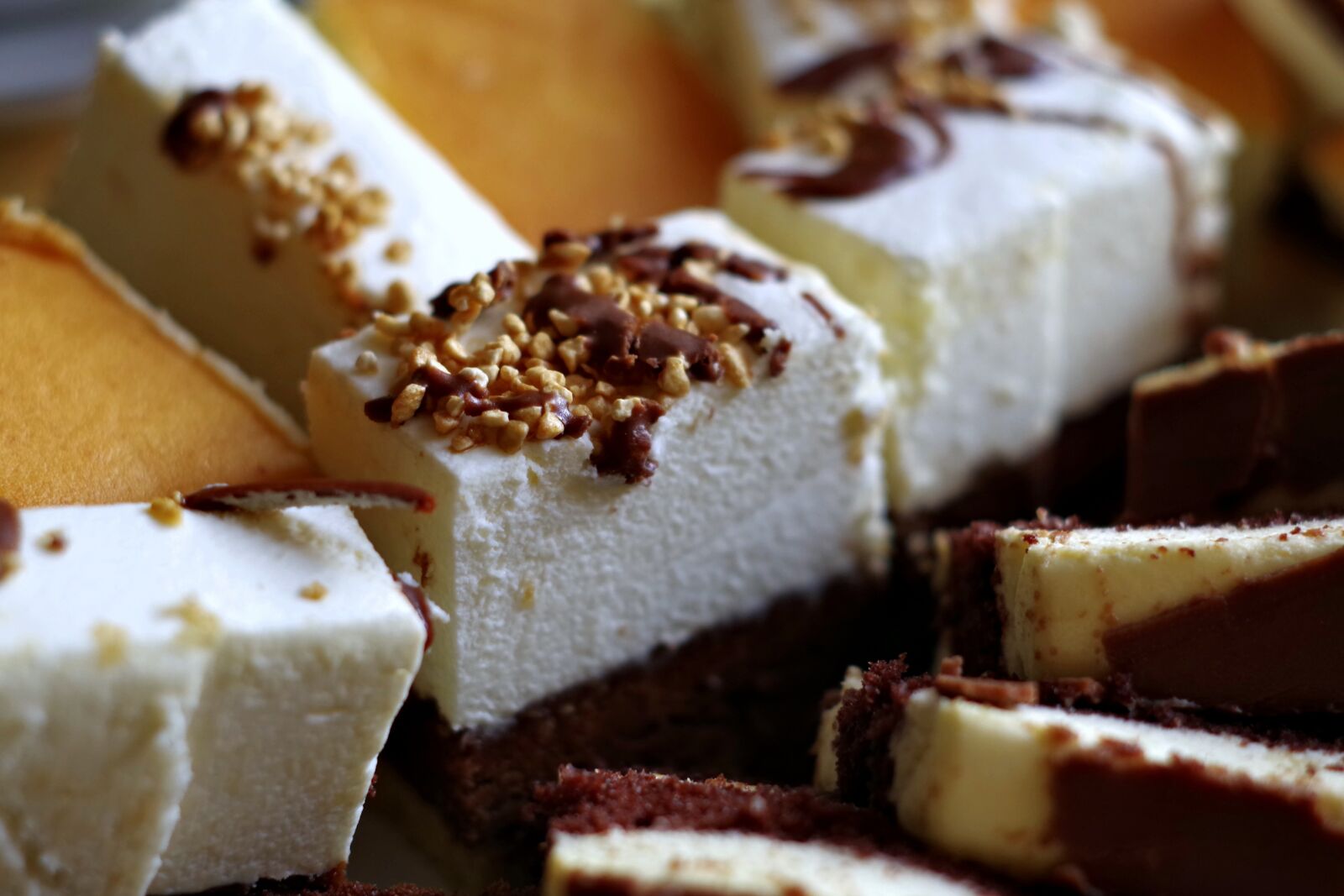 Pentax K-S2 sample photo. Cake, cream, the cake photography