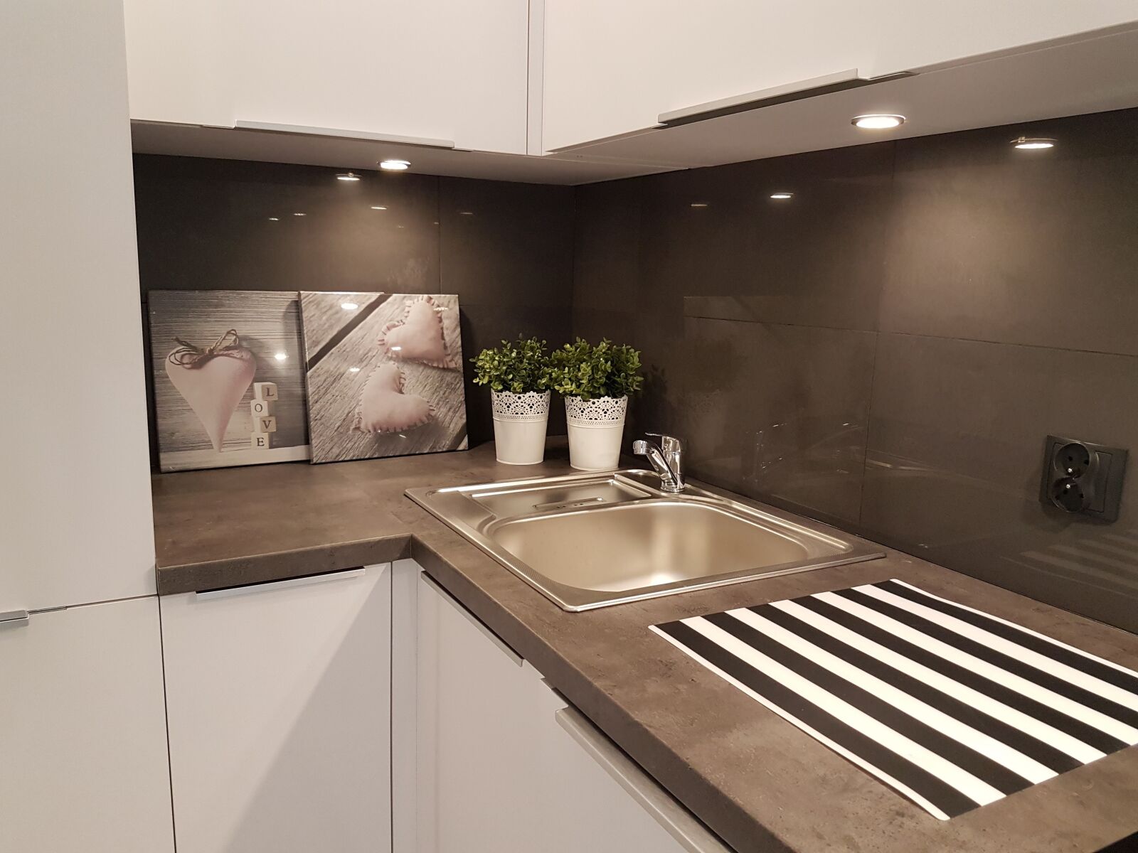 Samsung Galaxy S7 Edge sample photo. Kitchen, the interior of photography
