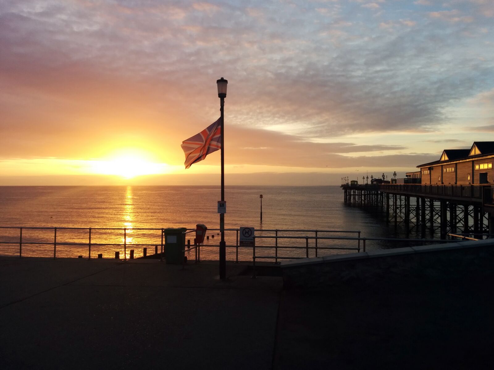 LG Nexus 5 sample photo. Teignmouth, devon, beach photography