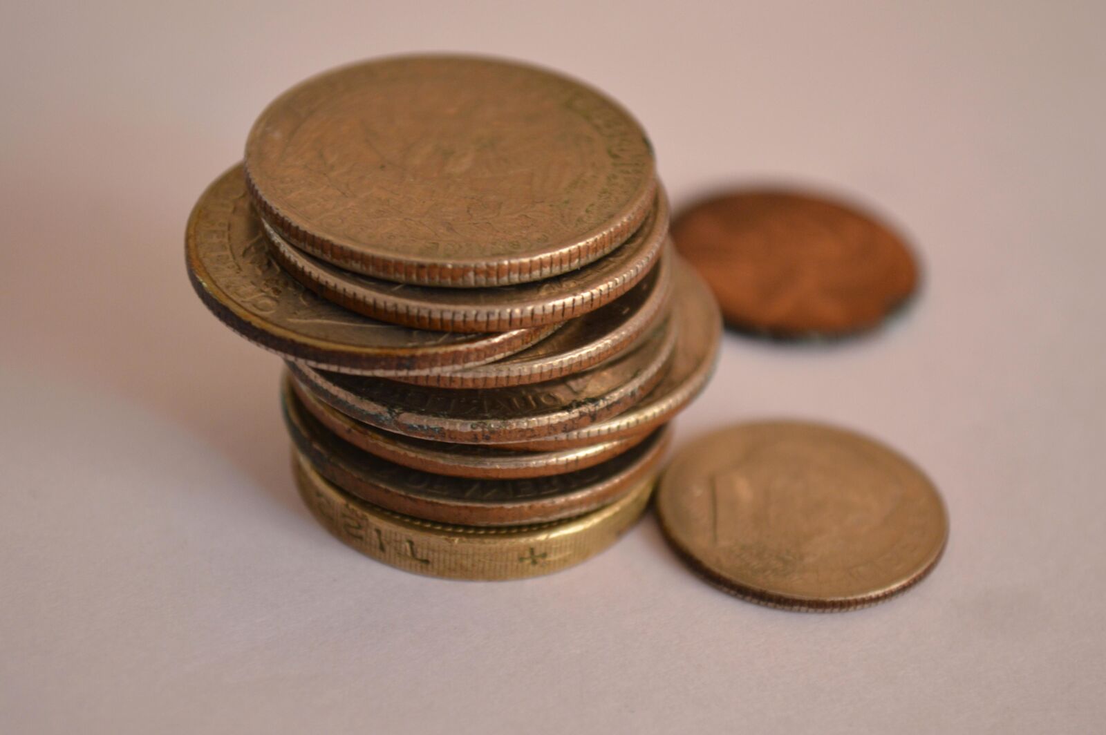 Nikon D3200 sample photo. Metal coin, cash, economy photography