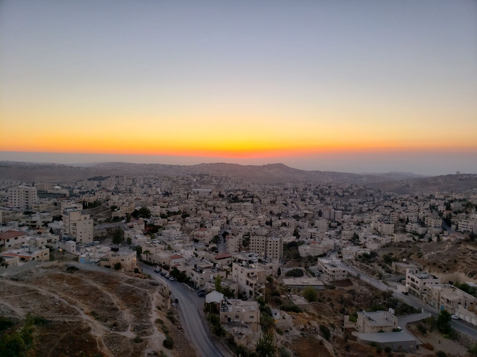 Samsung Galaxy Note9 sample photo. Sunrise in bethlehem, viewing photography