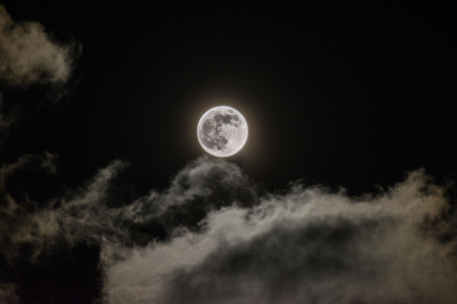 Nikon D5500 sample photo. Moon, sky, night photography