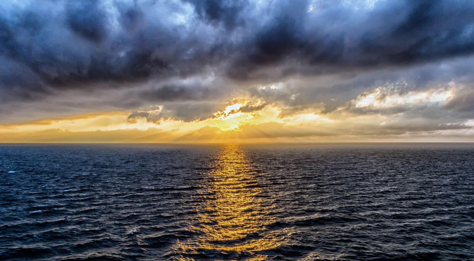 Nikon D3300 sample photo. Sunset, evening, evening sky photography