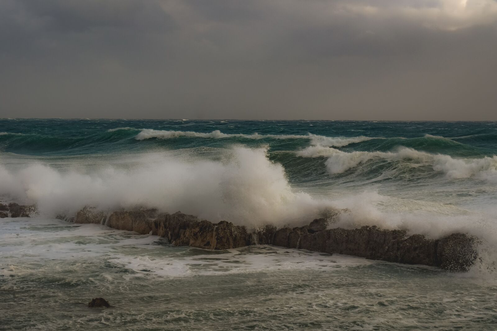 Nikon D3300 sample photo. Rocky coast, waves, nature photography