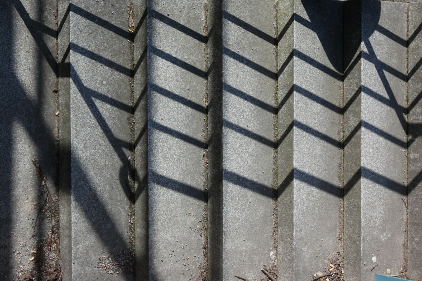 Samsung NX 16-50mm F3.5-5.6 Power Zoom ED OIS sample photo. Shadow of the steps photography