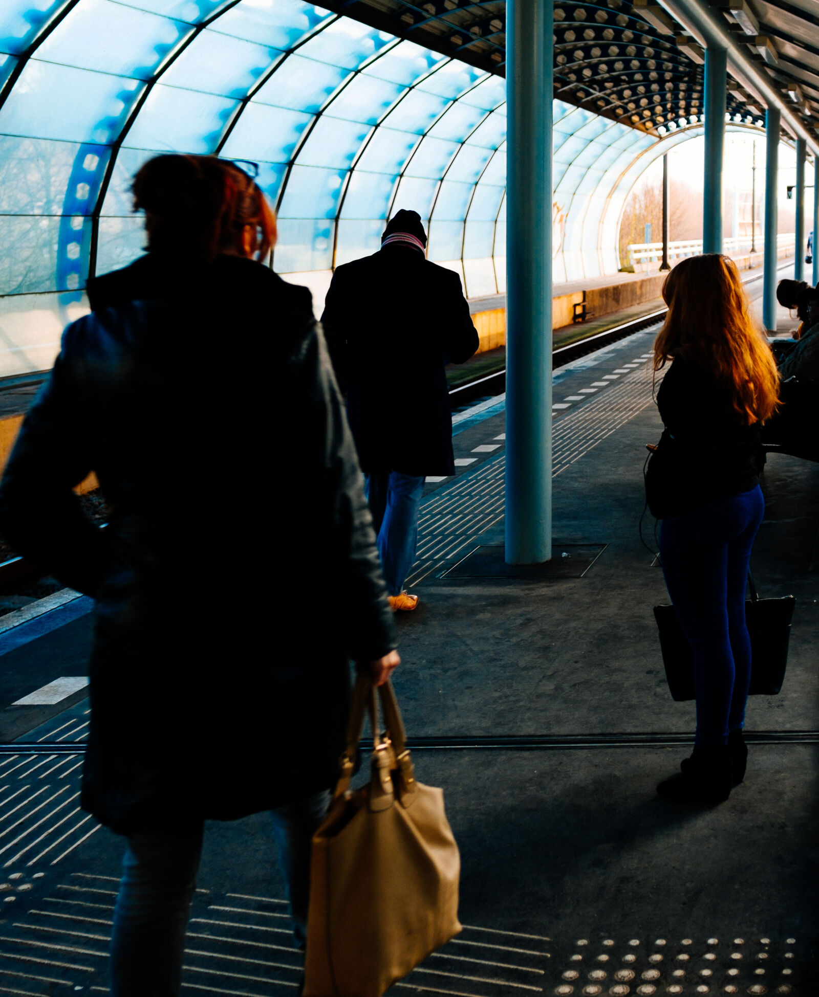 Fujifilm X100S sample photo. Station photography