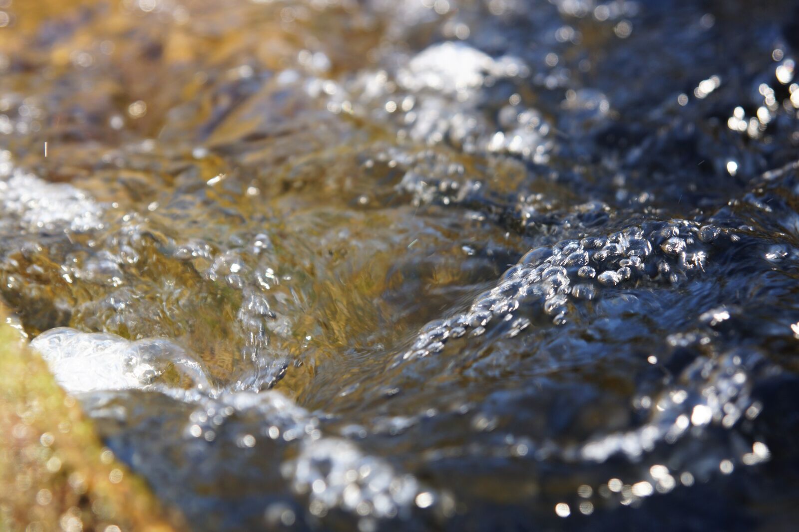 Sony SLT-A65 (SLT-A65V) sample photo. Waters, water, river photography
