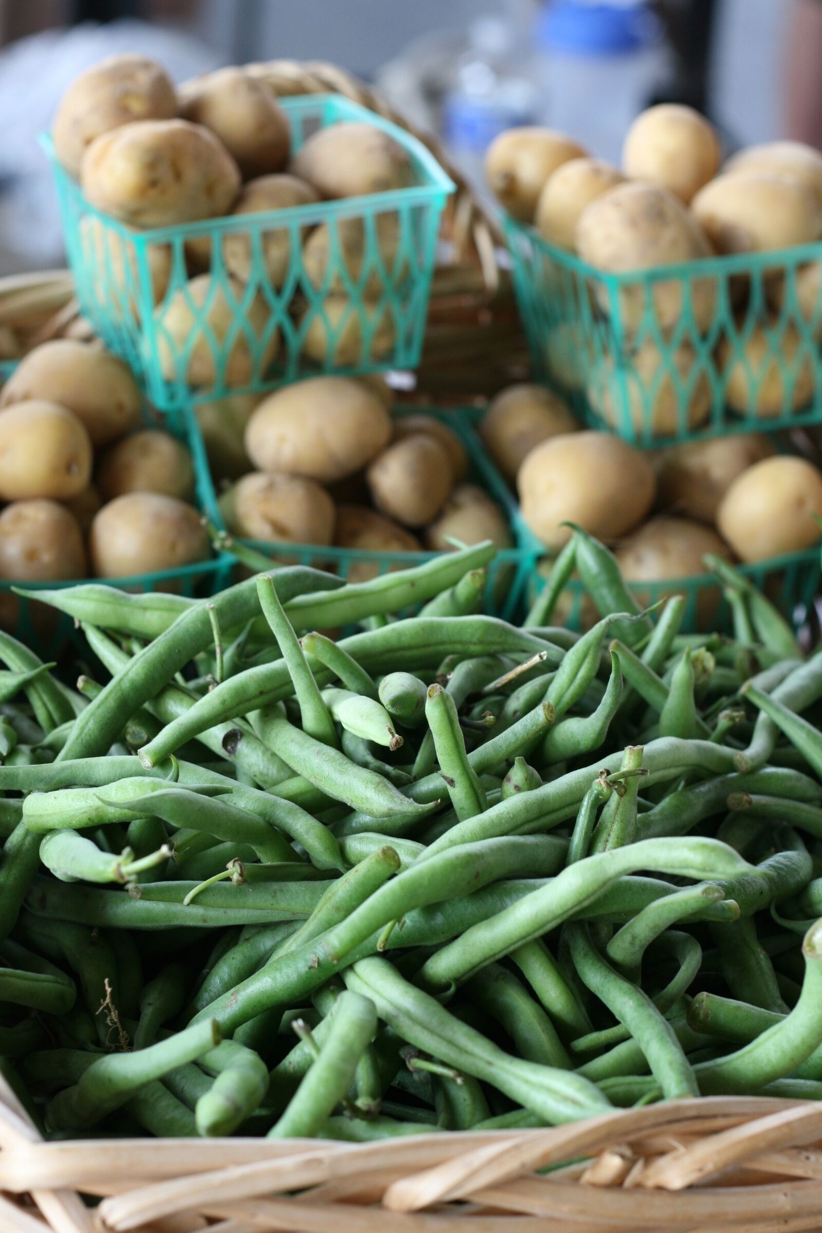 Canon EOS 30D sample photo. Green beans, potatoes, food photography