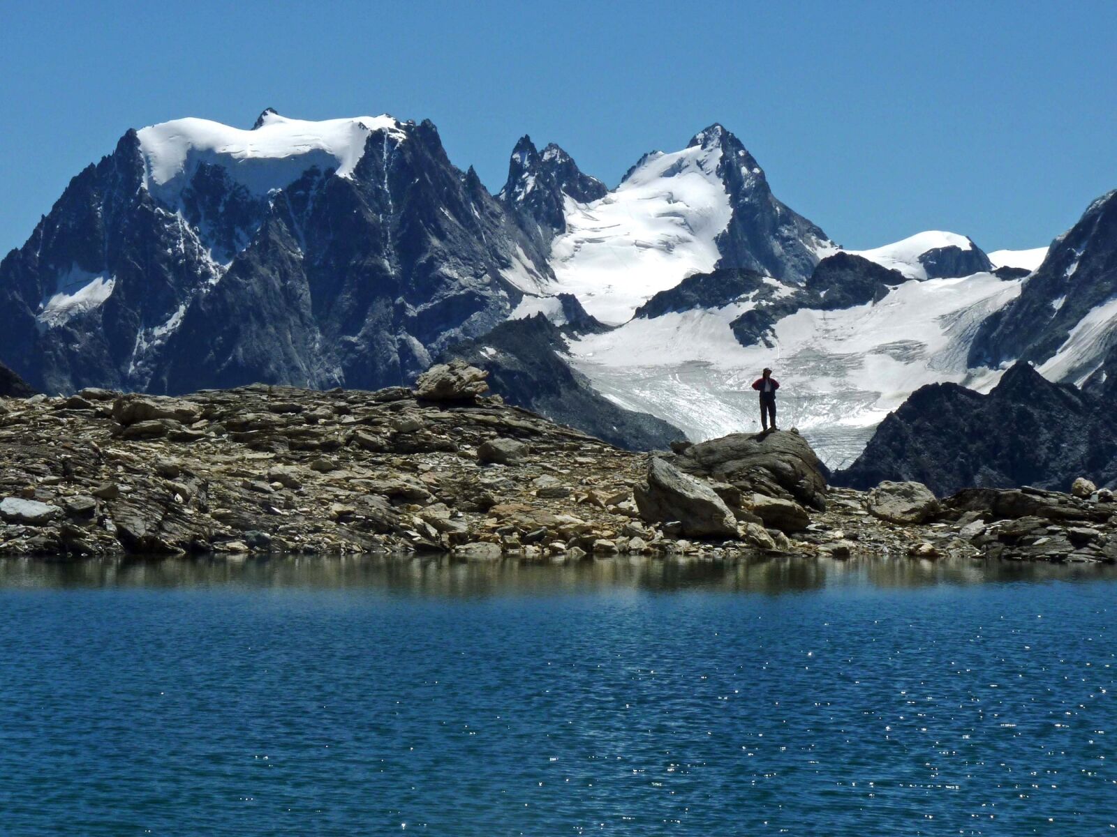 Panasonic Lumix DMC-FZ35 (Lumix DMC-FZ38) sample photo. Mountains, alps, lake photography