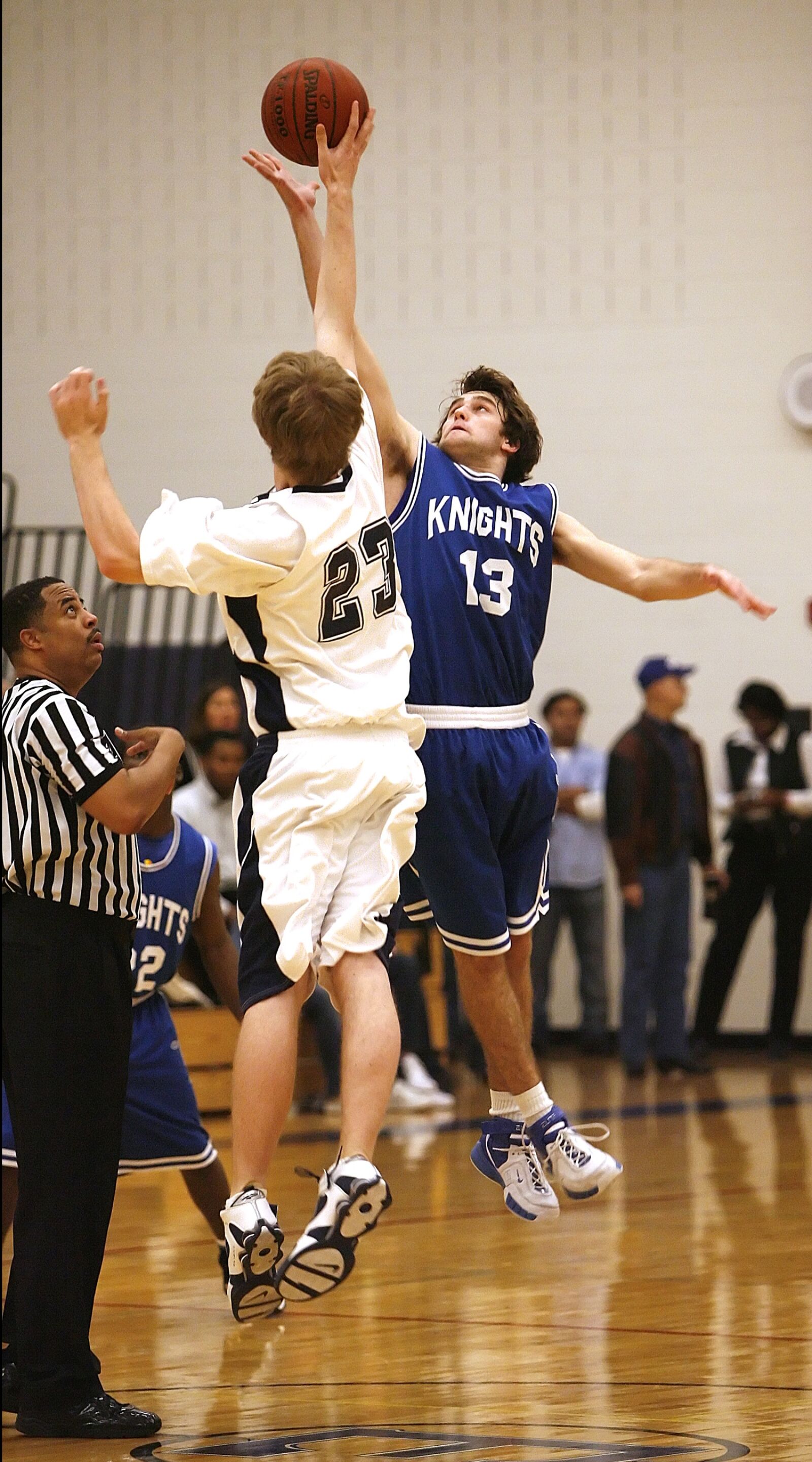 Canon EOS-1D Mark II N sample photo. Basketball, player, game photography
