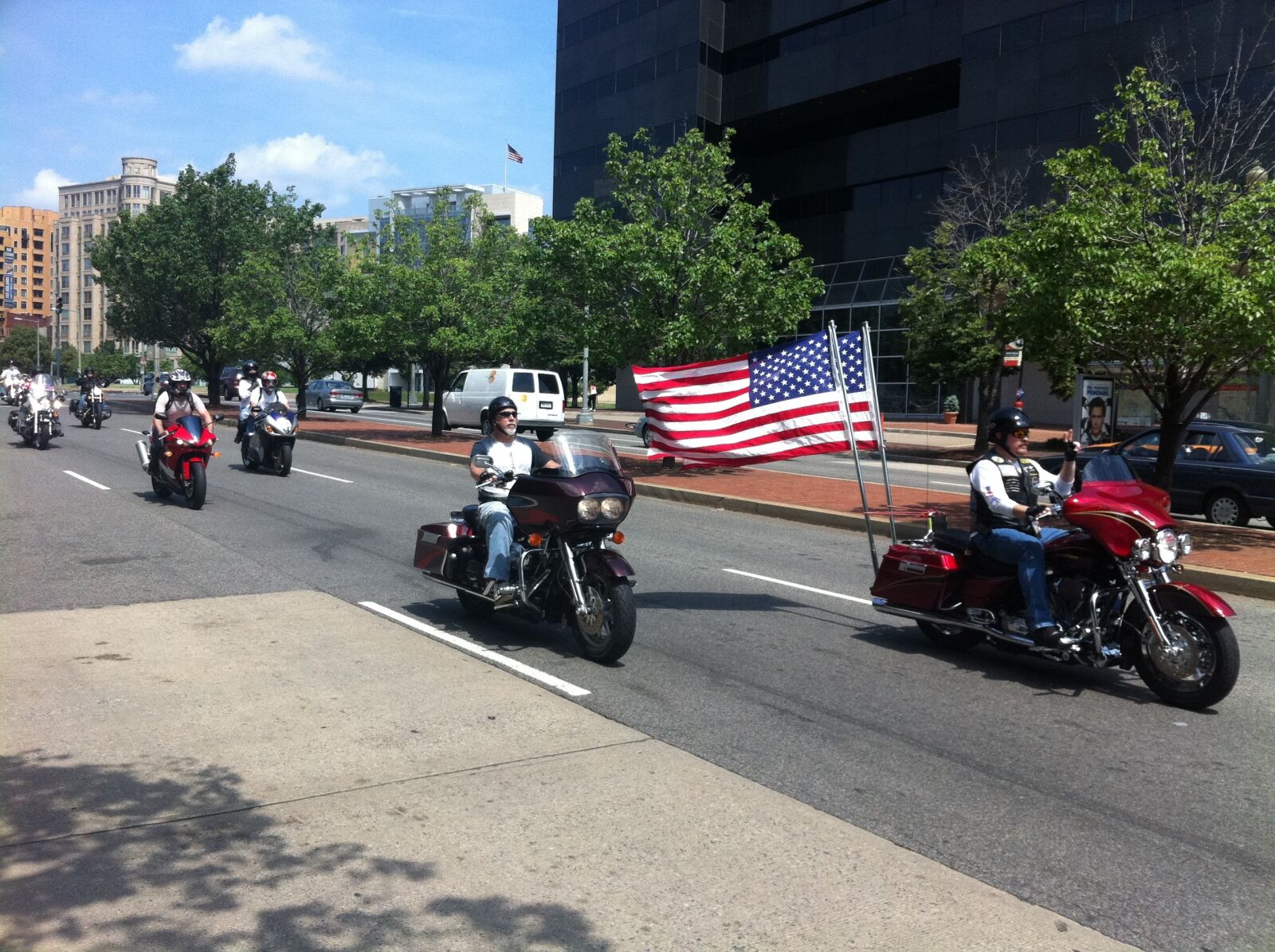 Apple iPhone 4 sample photo. Motorcycle, flag, constitution avenue photography