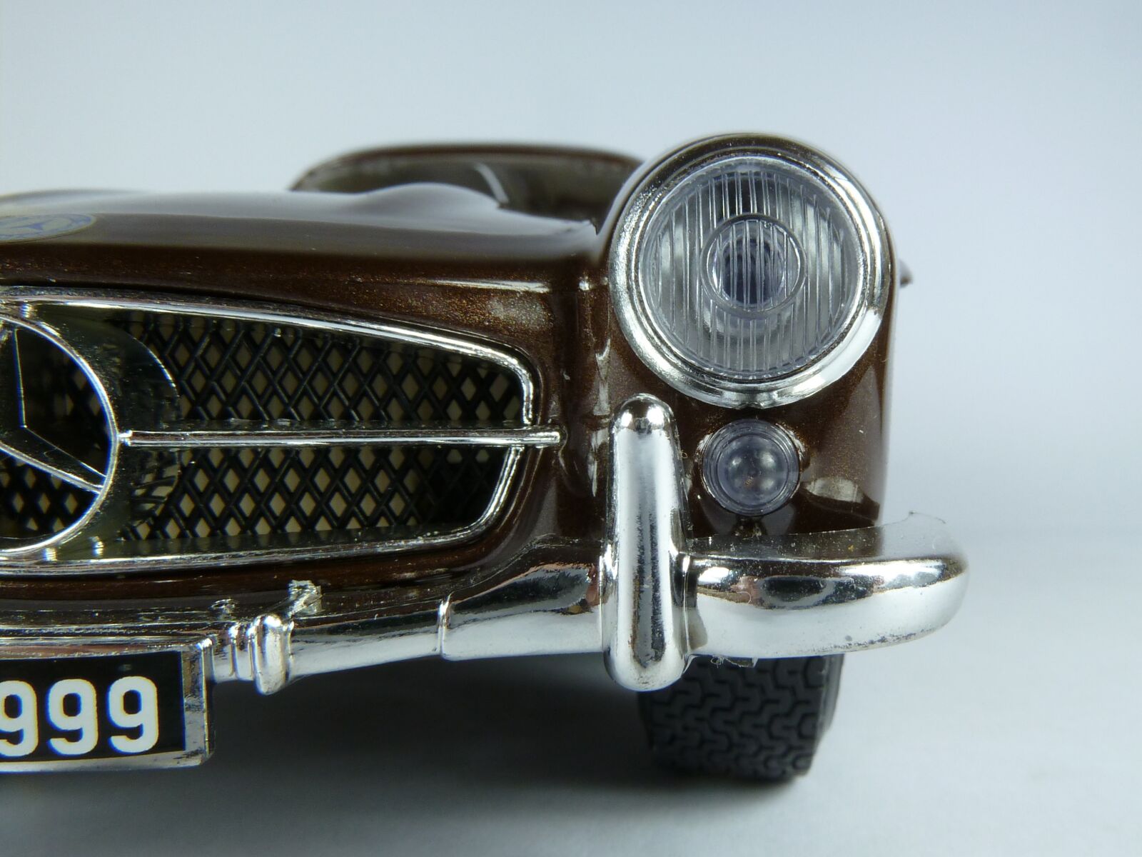 Panasonic Lumix DMC-ZS7 (Lumix DMC-TZ10) sample photo. Mercedes, 300 sl, gullwing photography