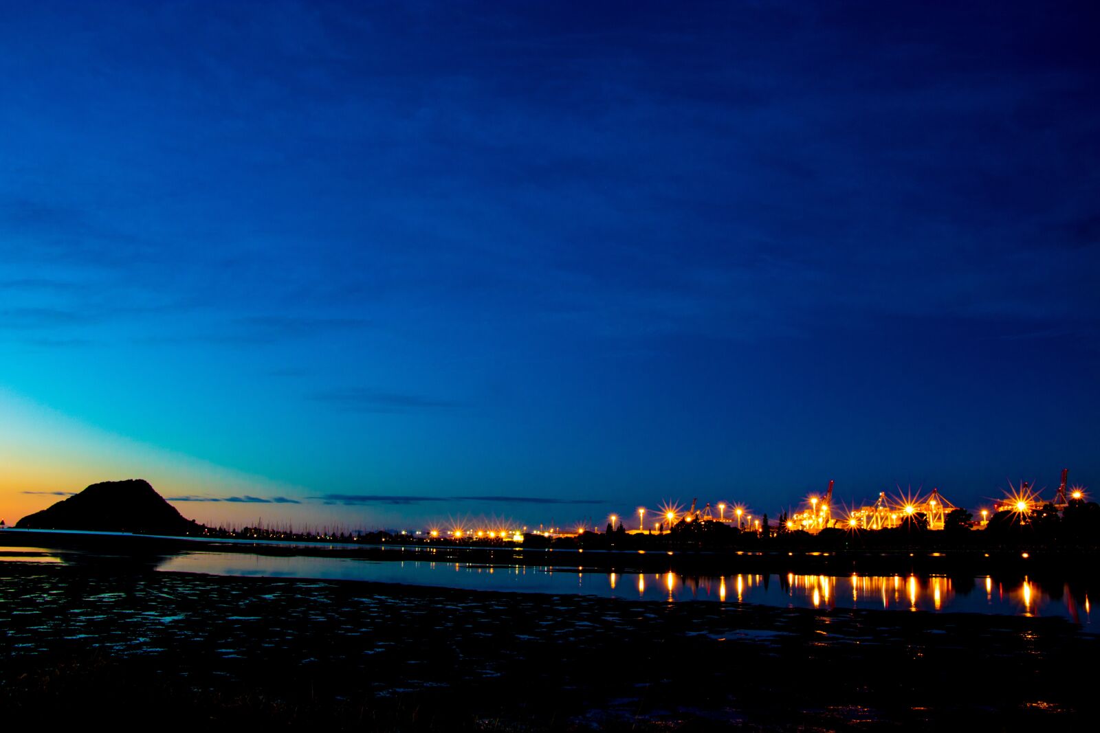 Canon EOS 760D (EOS Rebel T6s / EOS 8000D) sample photo. Mount maunganui, night view photography