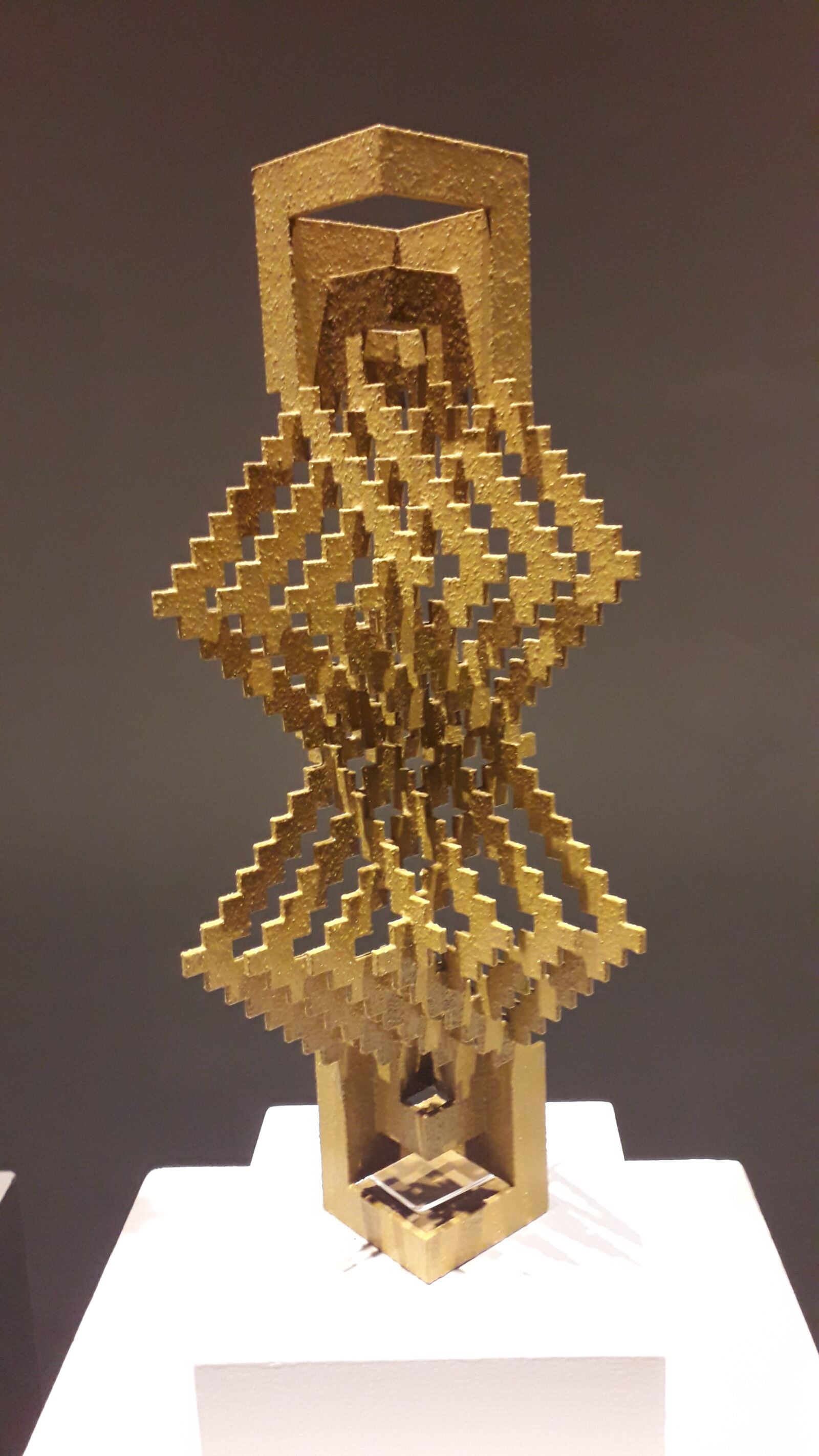 Samsung Galaxy J4 sample photo. Sculpture, geometry, form photography