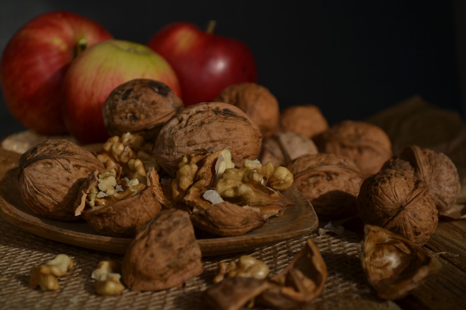 Nikon D3100 sample photo. Nuts, apples, autumn photography