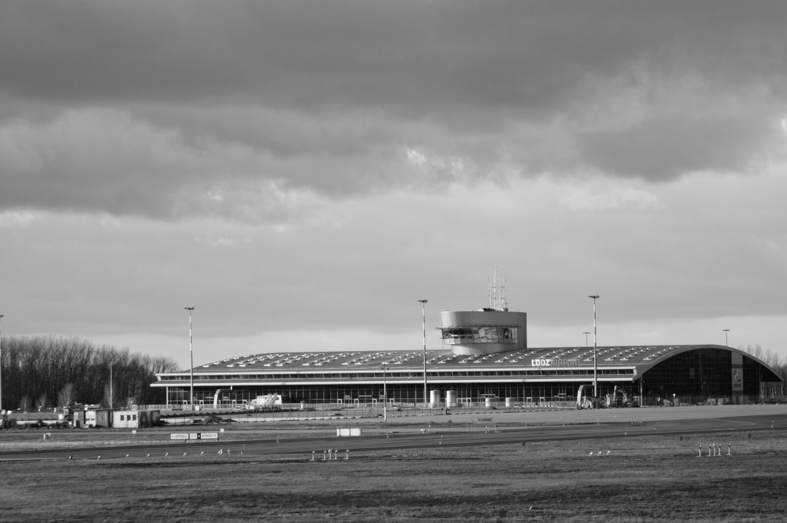 Nikon D3200 sample photo. Airport, lodz, lublinek, poland photography