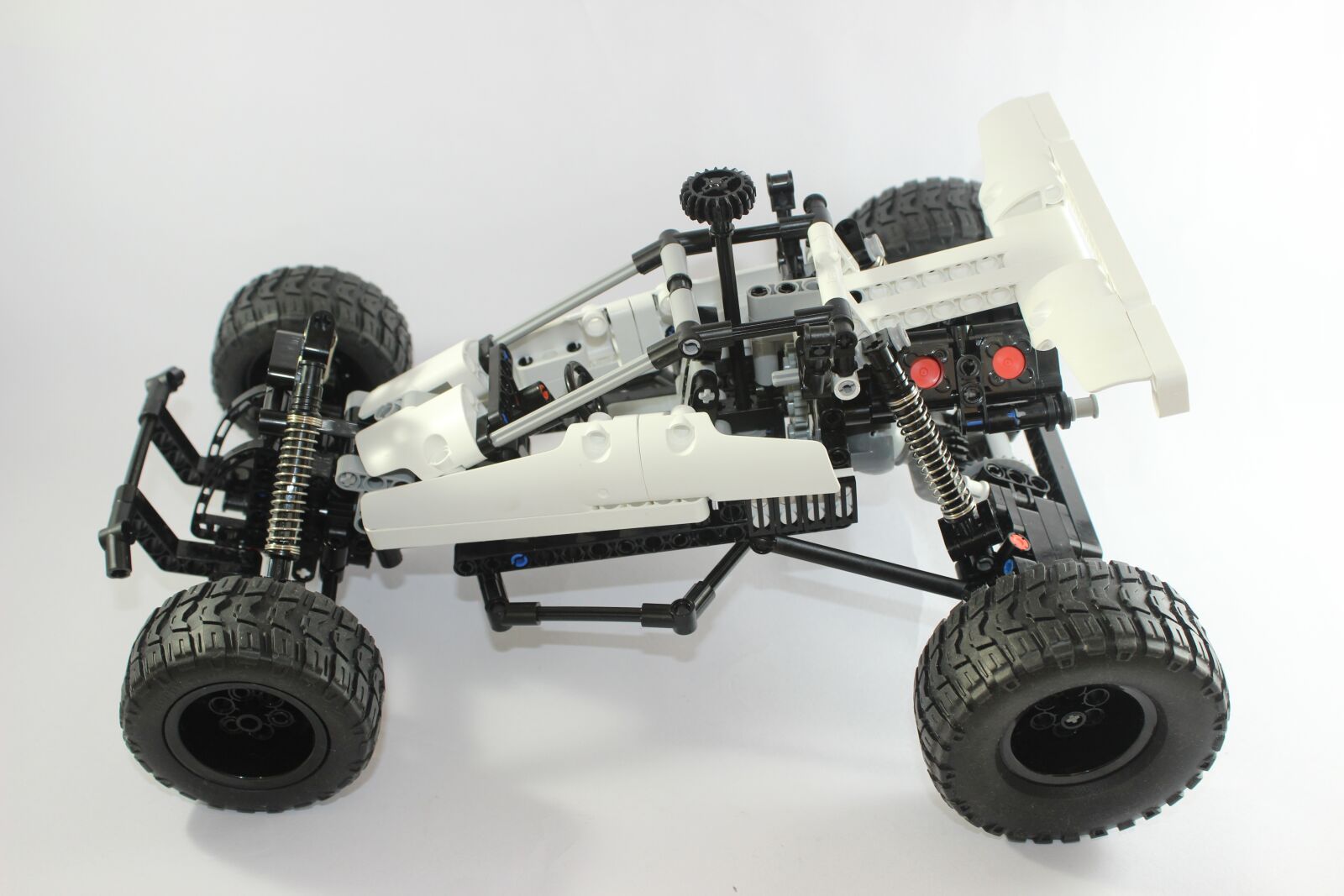 Canon EOS 600D (Rebel EOS T3i / EOS Kiss X5) sample photo. Mi, sand dune buggy photography