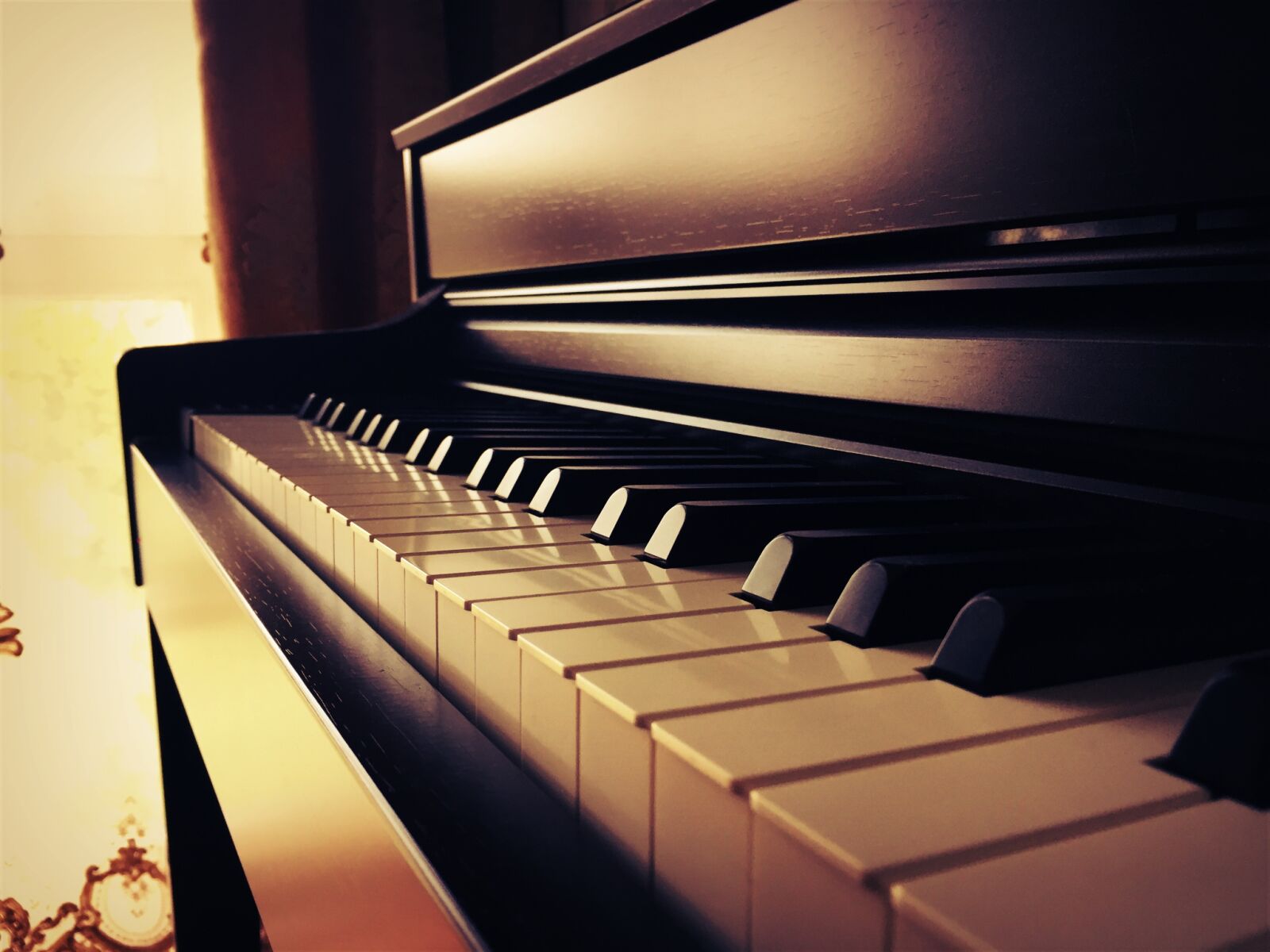 iPhone 6 back camera 4.15mm f/2.2 sample photo. Classical, music, piano photography