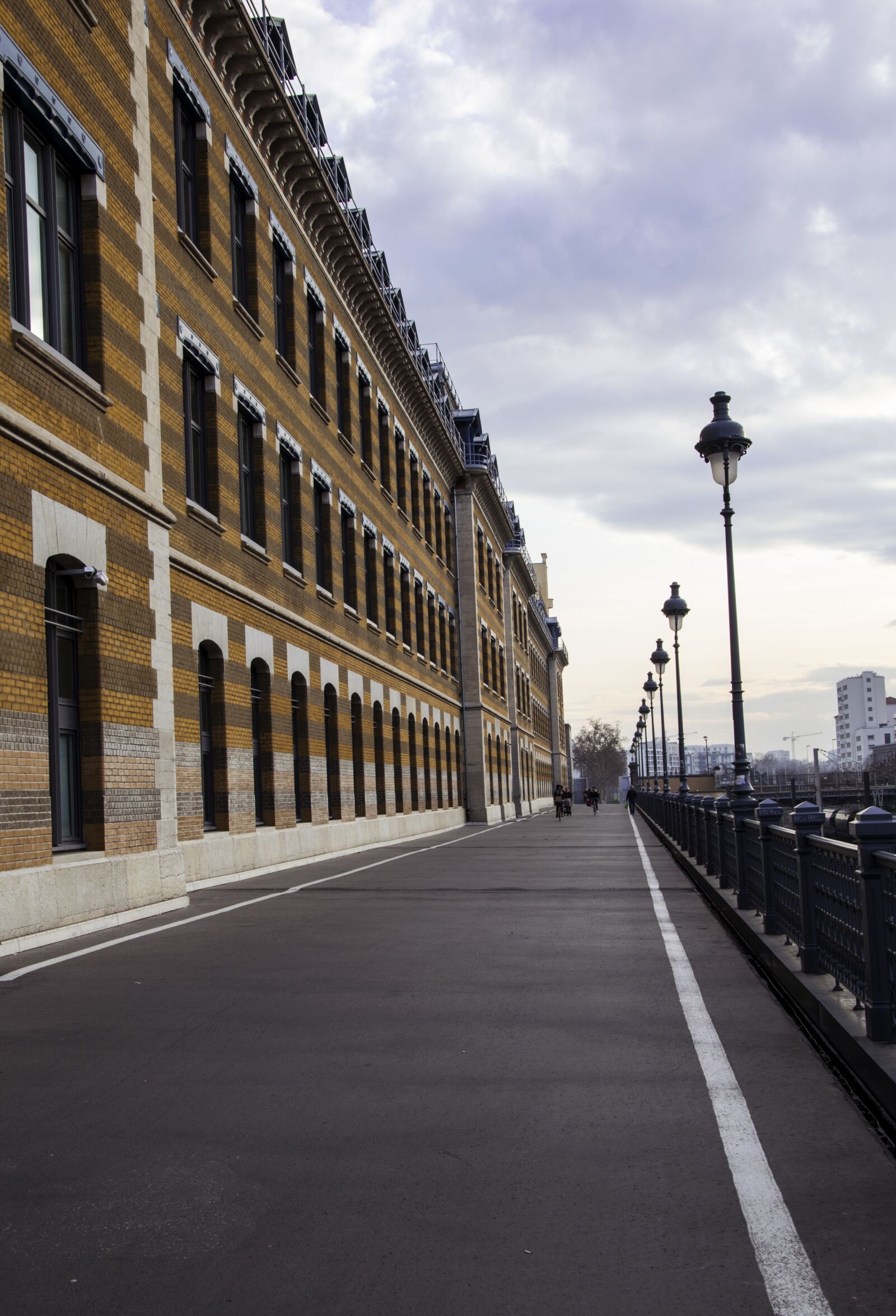 Nikon D3300 sample photo. Street, manufacture, lyon photography