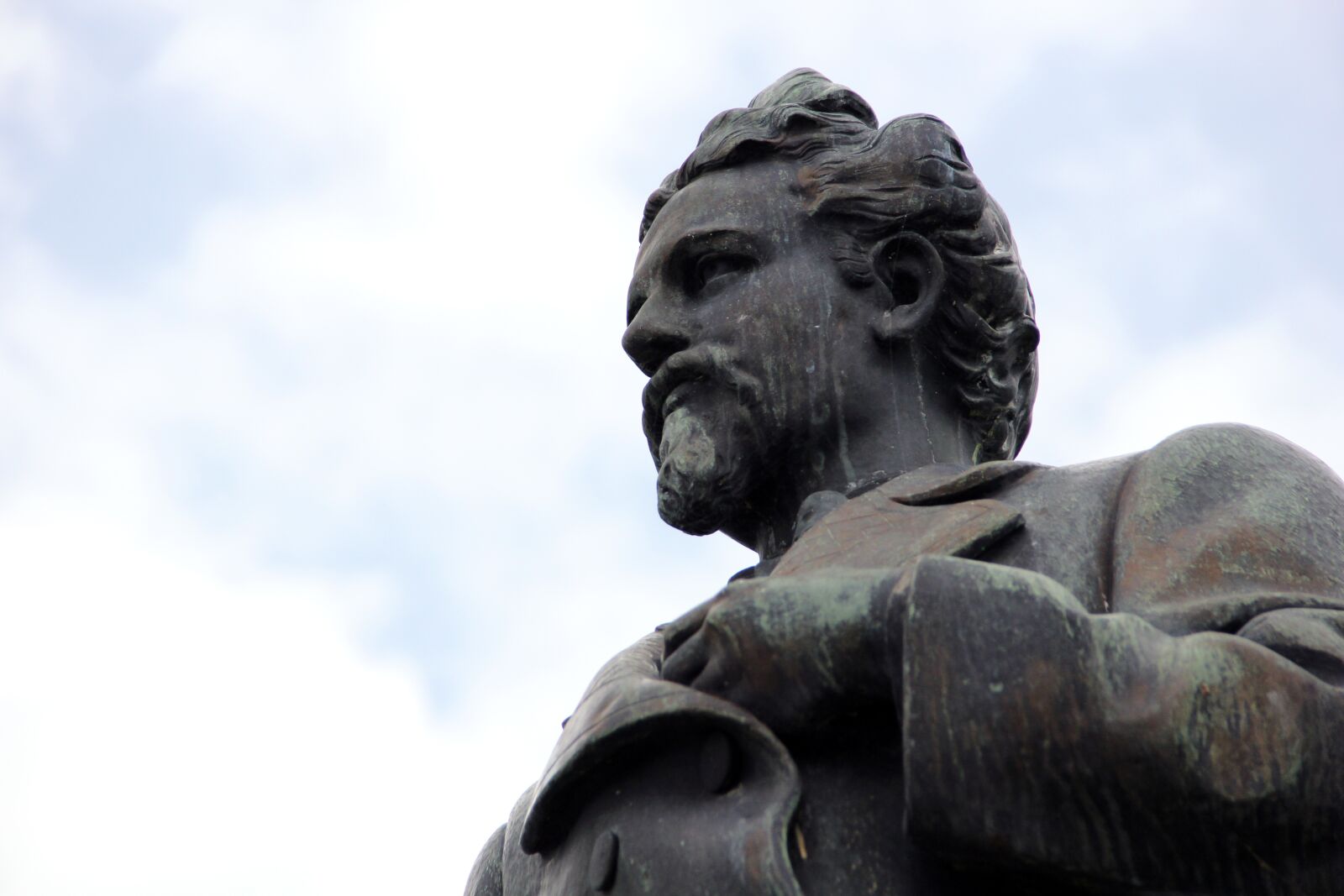 Canon EF-S 18-135mm F3.5-5.6 IS sample photo. Statue, bavaria, king photography
