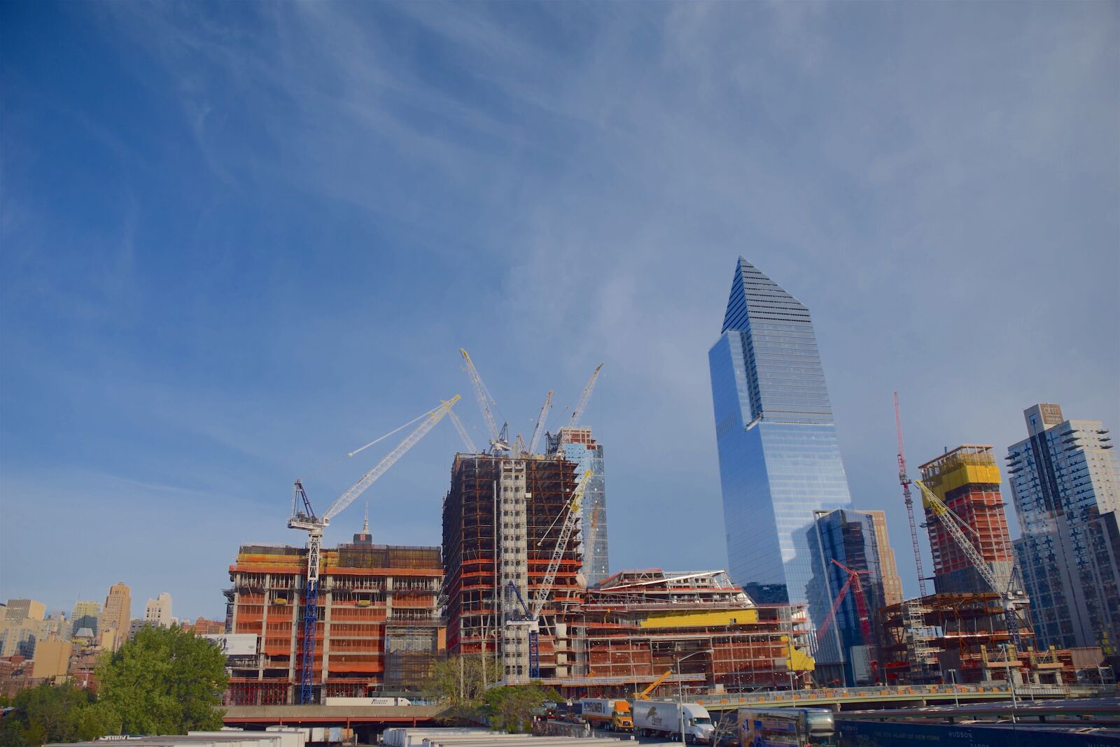 Nikon D3300 sample photo. Tower, crane, nyc photography