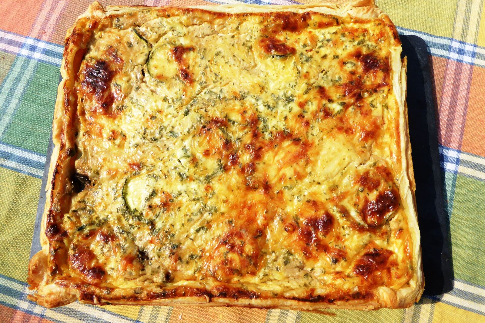 Panasonic Lumix DMC-ZS40 (Lumix DMC-TZ60) sample photo. Vegetable cake, quiche, pizza photography