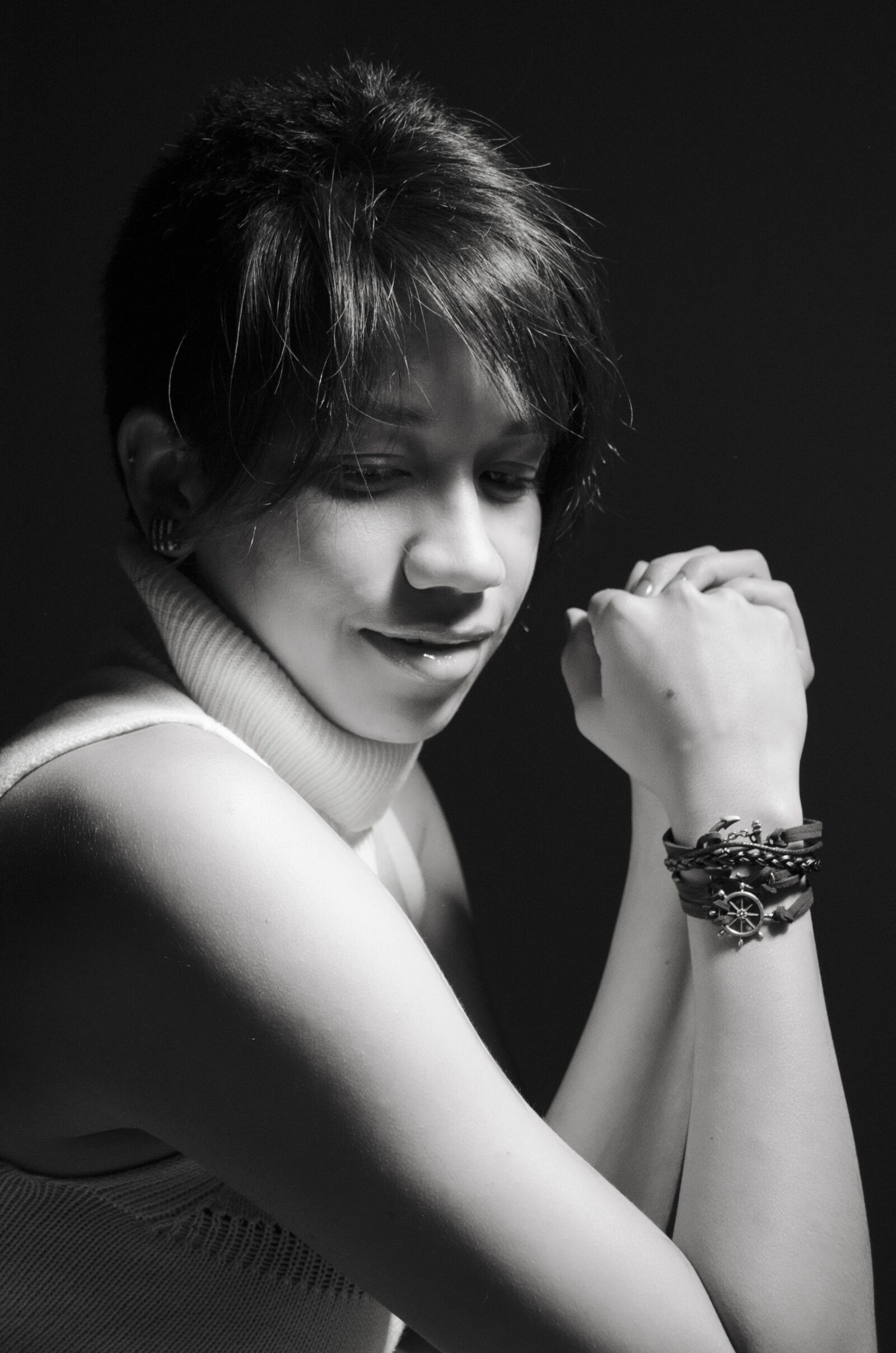 Nikon D5100 sample photo. Black and white, accessories photography