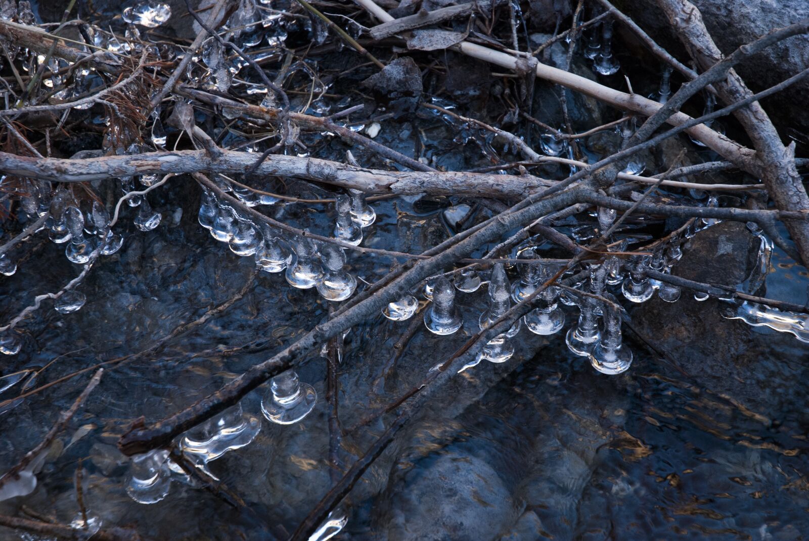 Nikon D80 sample photo. Gel, ice, river photography