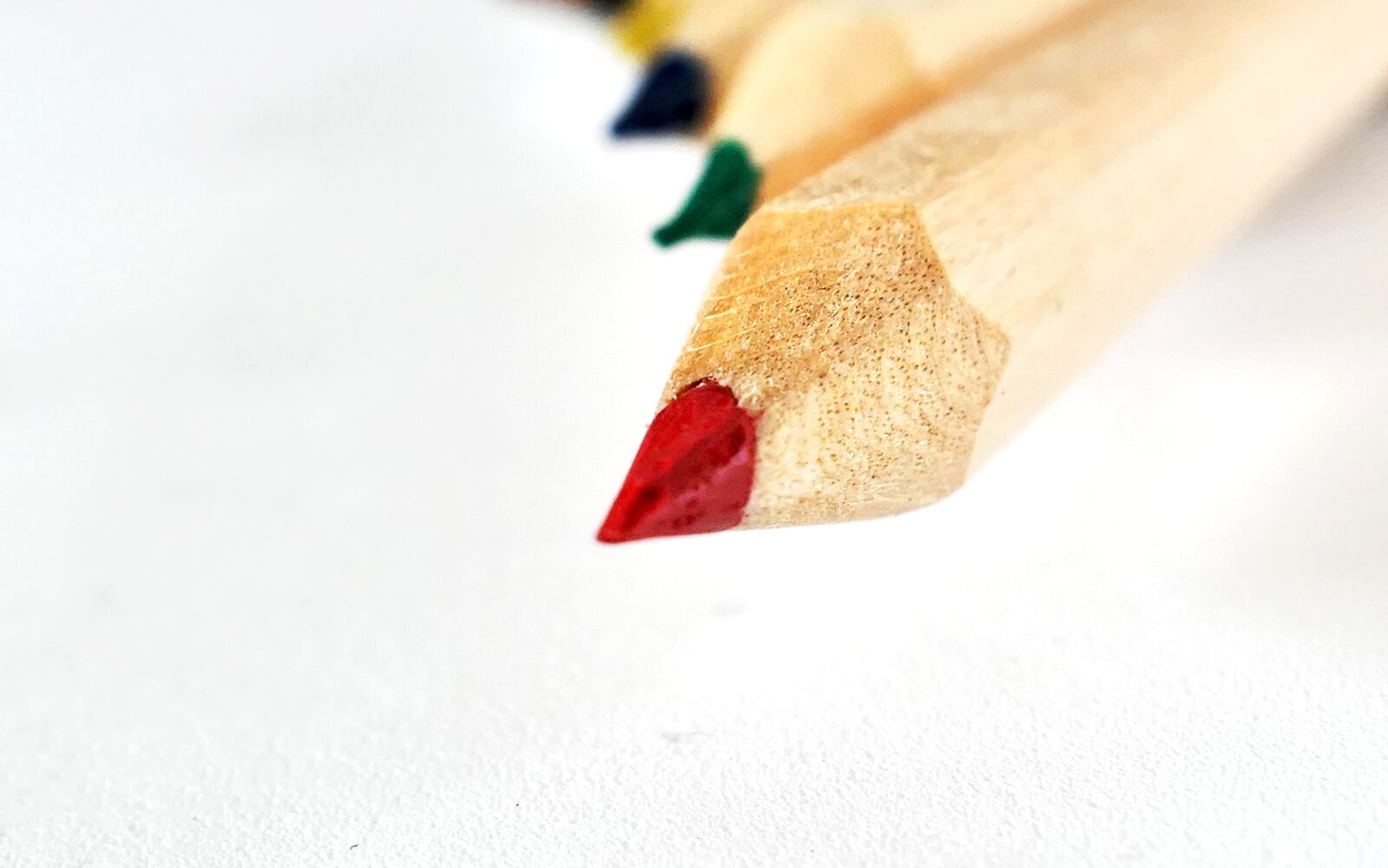 Panasonic Lumix DMC-LX10 (Lumix DMC-LX15) sample photo. Colored pencil, paint, draw photography