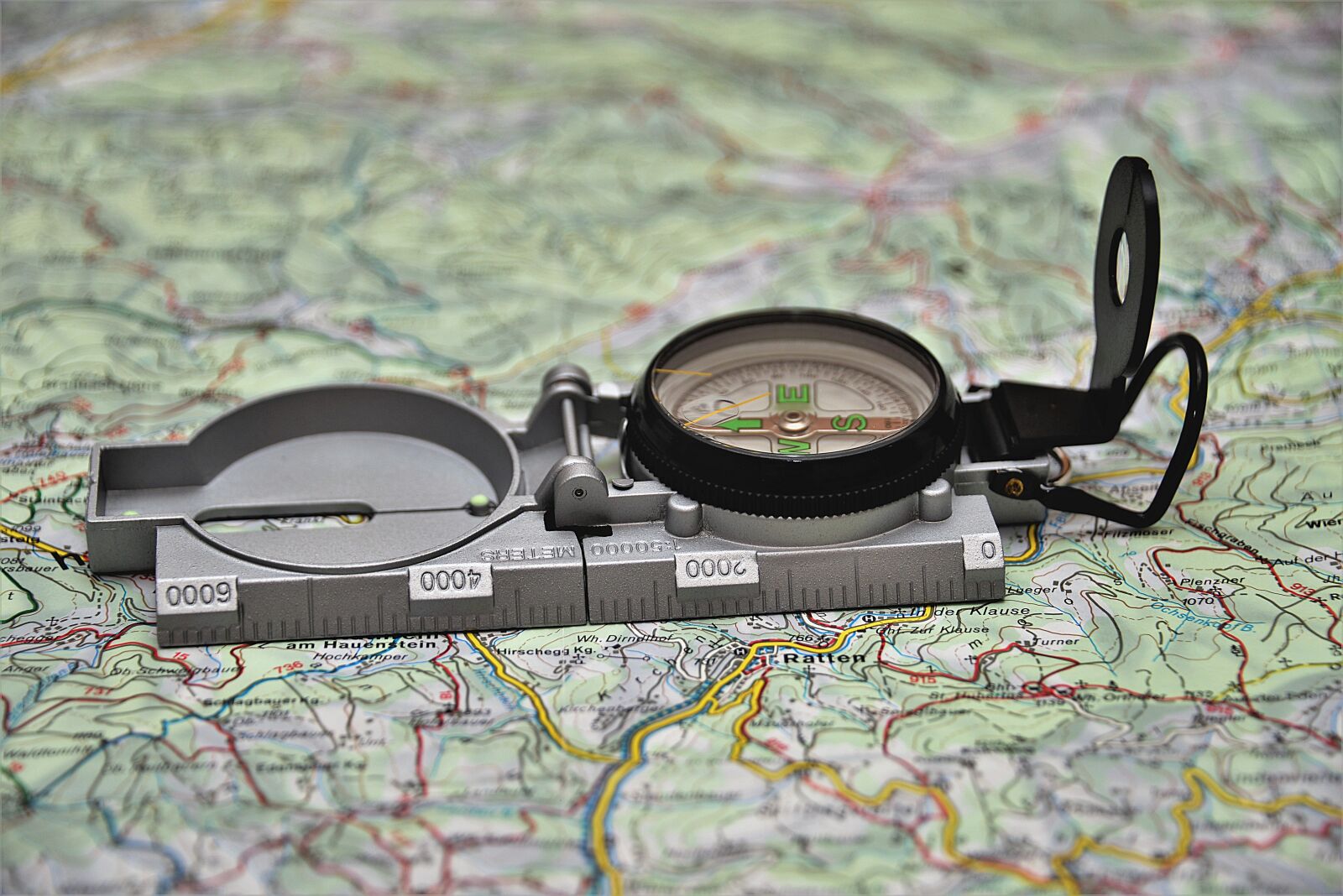 Nikon D610 sample photo. Compass, hiking, outdoor photography