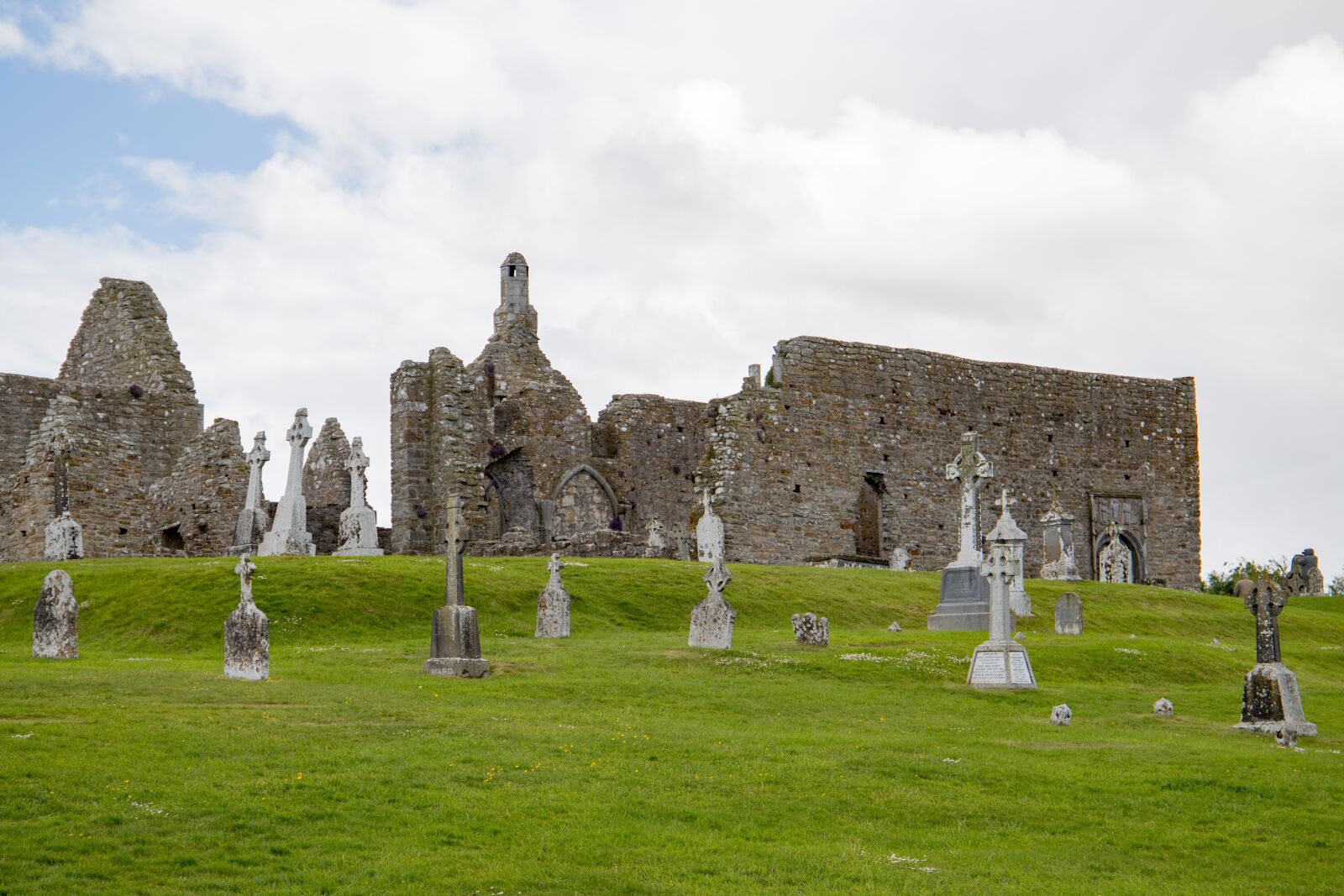 Canon EF 24-105mm F3.5-5.6 IS STM sample photo. Ireland, monastery, building photography