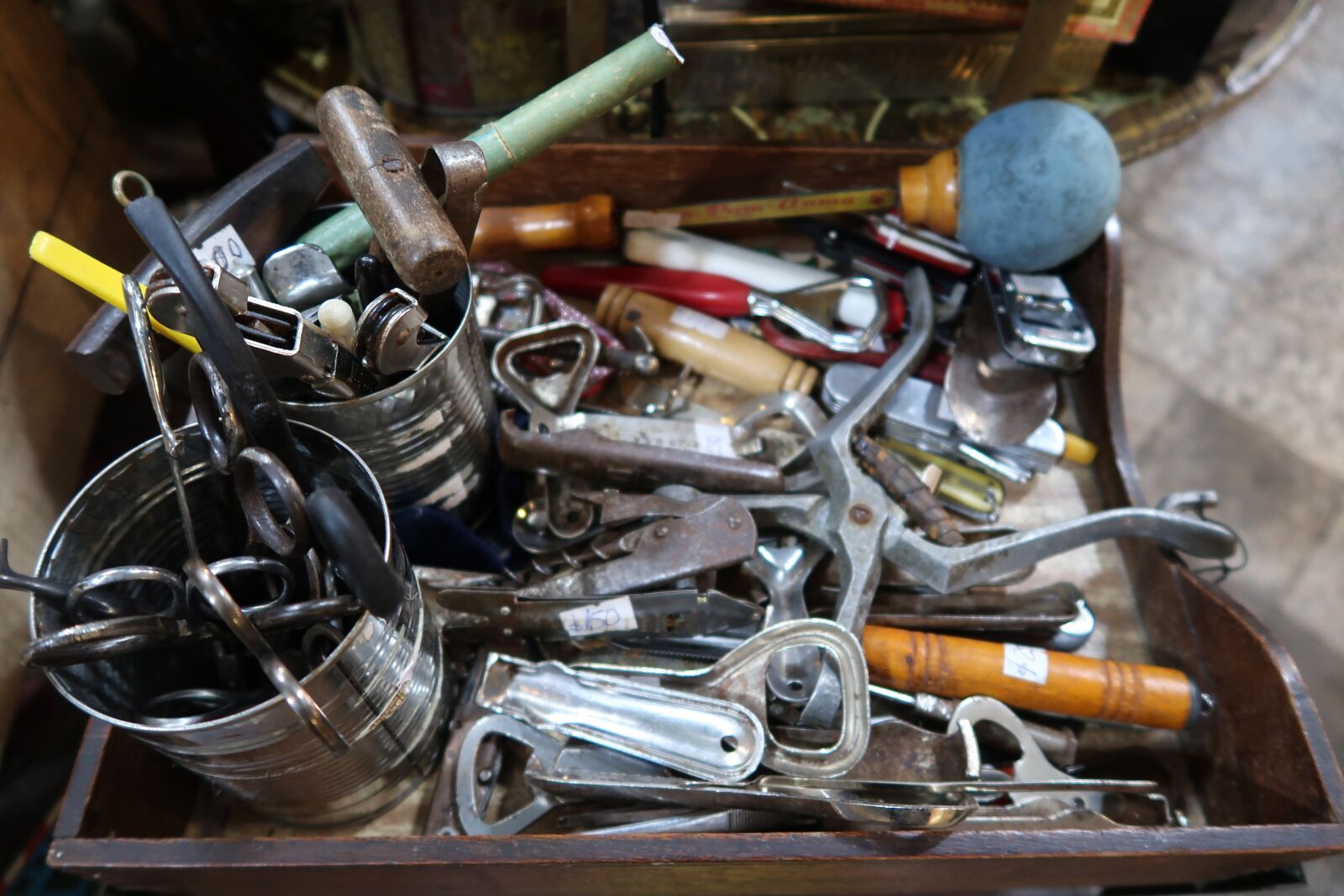 Canon PowerShot G7 X Mark II sample photo. Tools, hammer, pliers photography