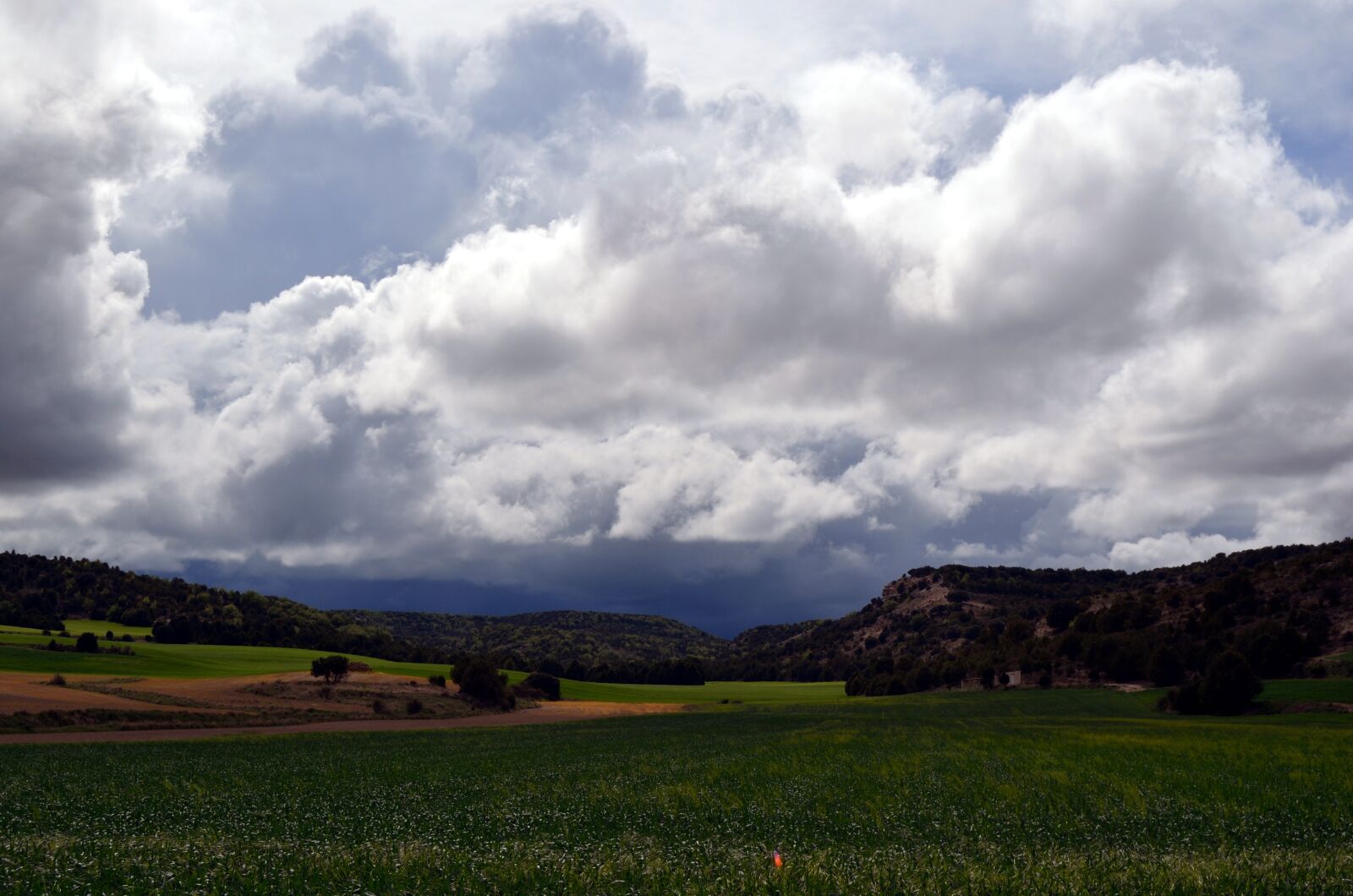 Nikon D5100 sample photo. Clouds, spring, landscape photography