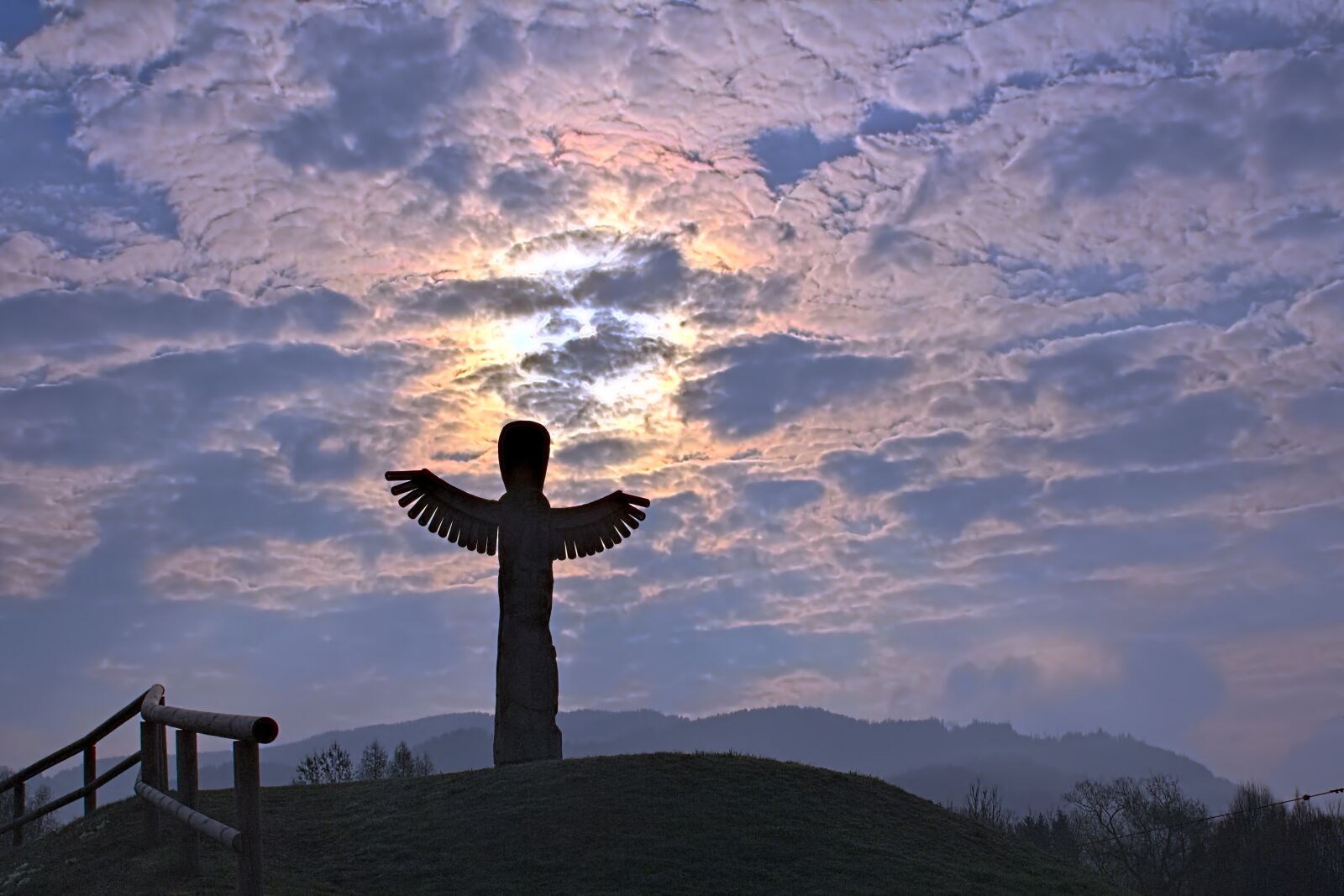 Canon EOS 650D (EOS Rebel T4i / EOS Kiss X6i) sample photo. Sky, landscape, silhouette photography