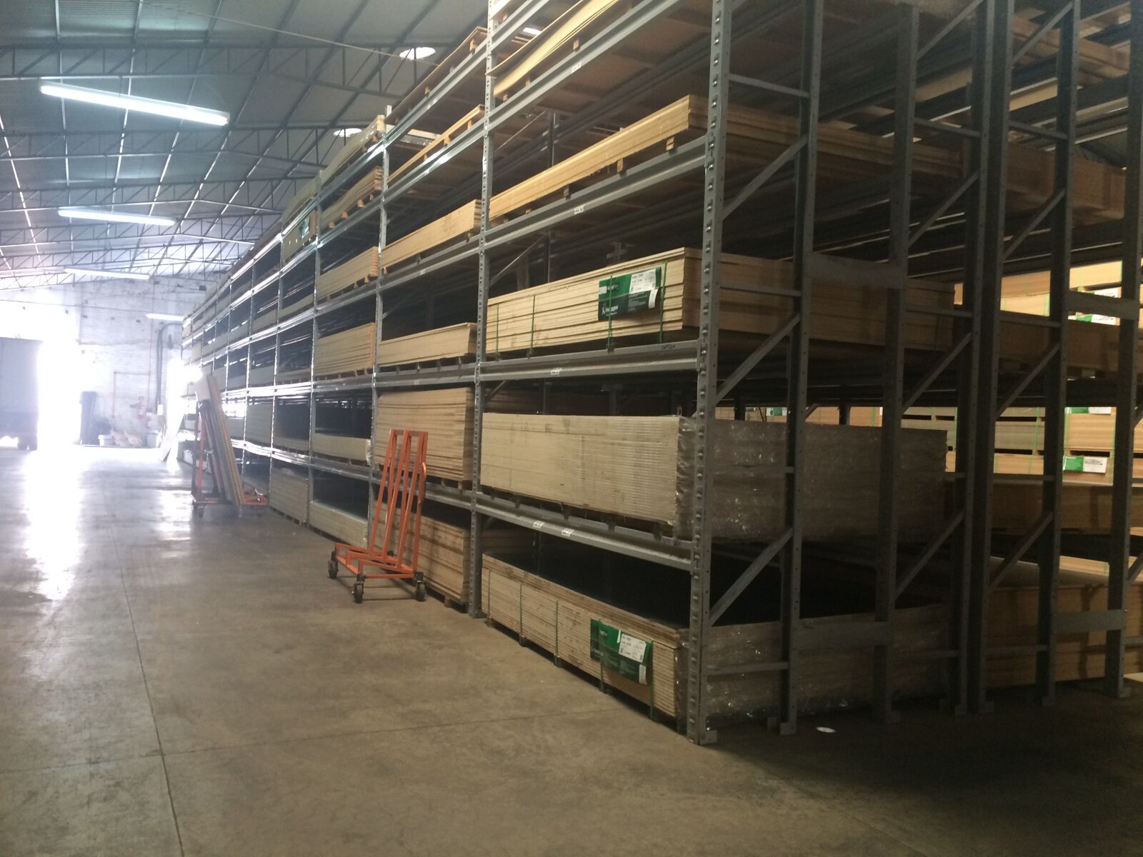 iPhone 5s back camera 4.15mm f/2.2 sample photo. Armazenagem, estrutura, logistica photography