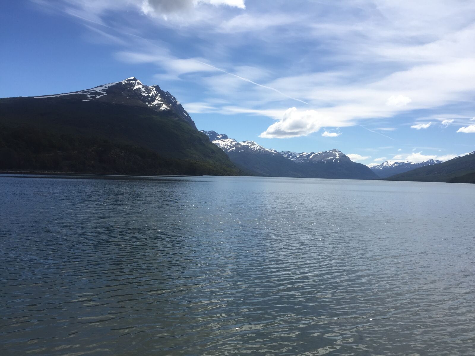 iPhone 6 back camera 4.15mm f/2.2 sample photo. Ushuaia, park, natural photography
