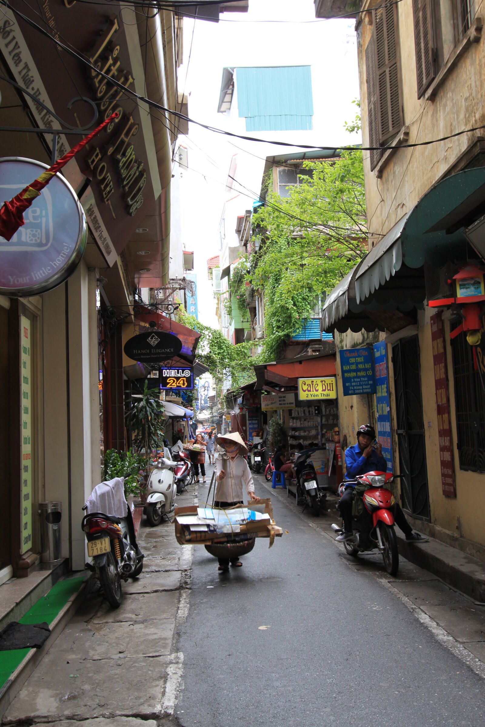 Canon EOS 500D (EOS Rebel T1i / EOS Kiss X3) sample photo. Hanoi, city, vietnam photography