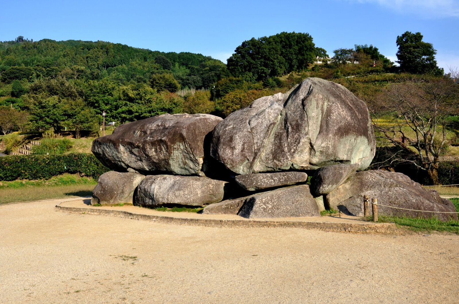 Nikon D90 sample photo. The ancient ishibutai burial photography