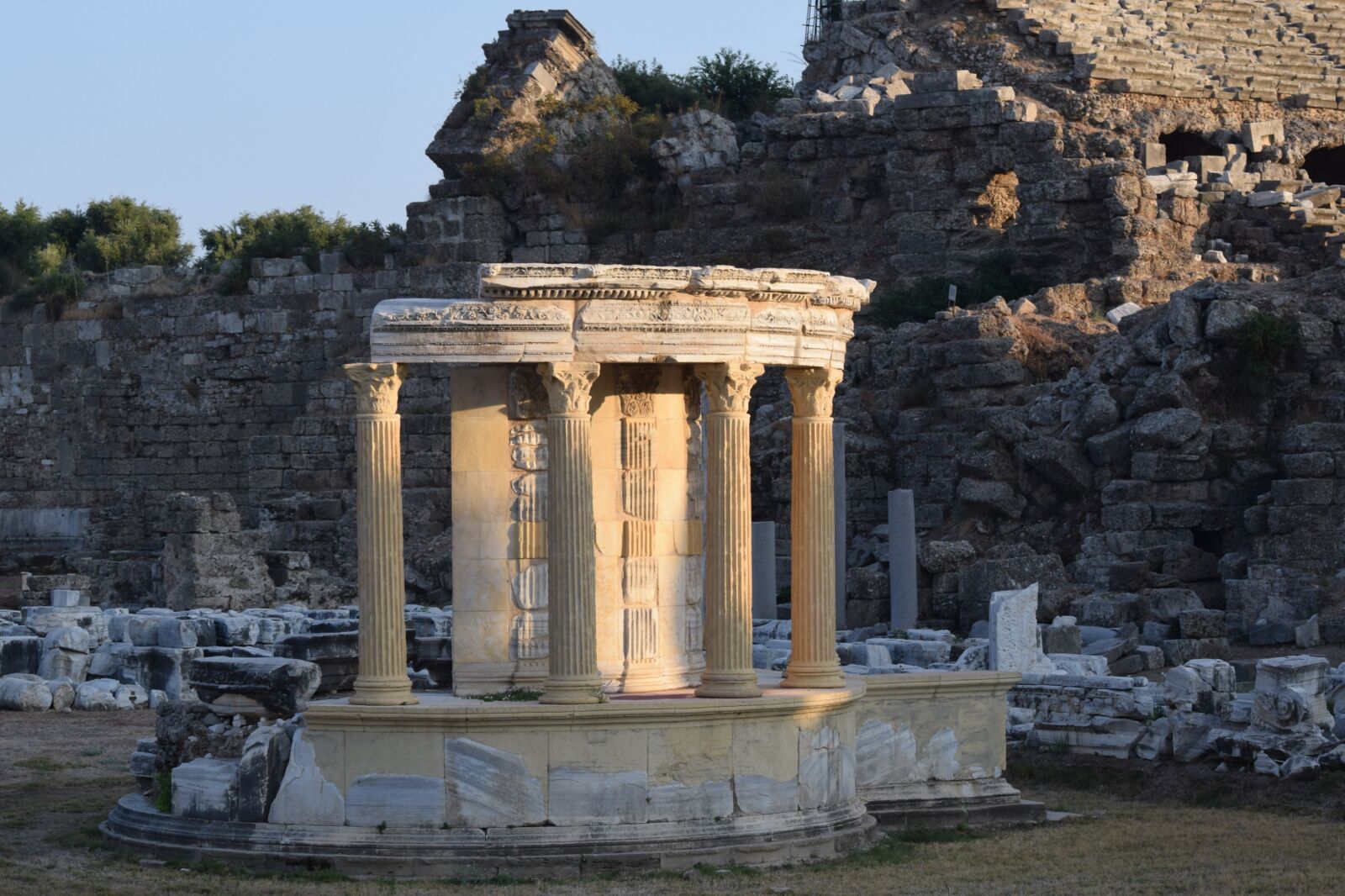 Nikon D5300 sample photo. Theatre, columns, ancient times photography