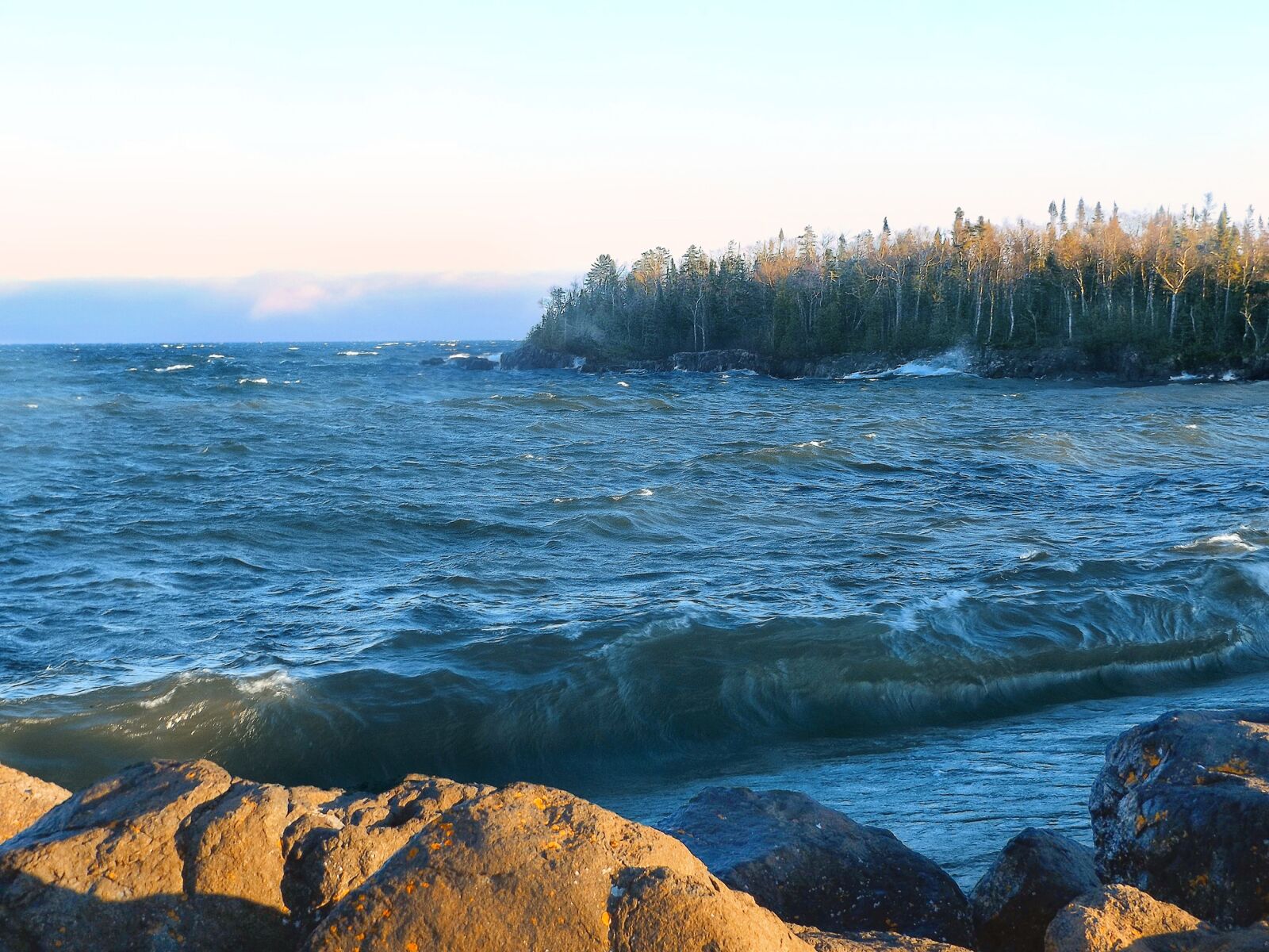 Fujifilm FinePix S8600 sample photo. Artist point, lake superior photography