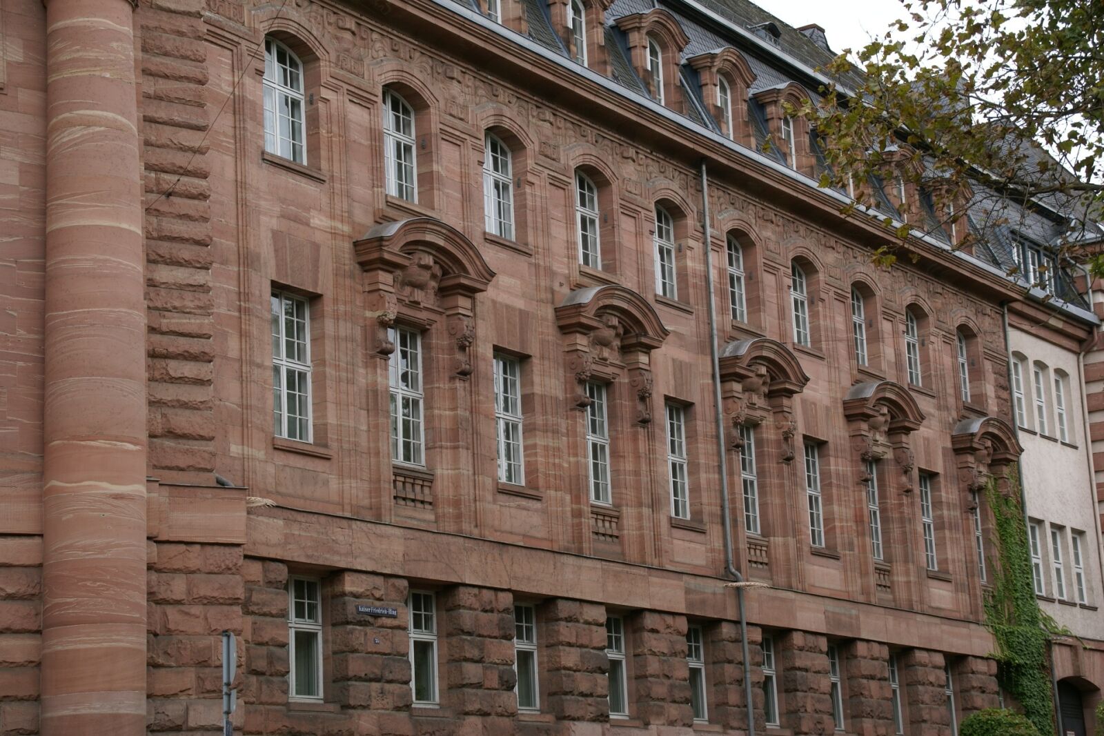 Sony Alpha DSLR-A100 sample photo. Landeshaus, wiesbaden, facade photography