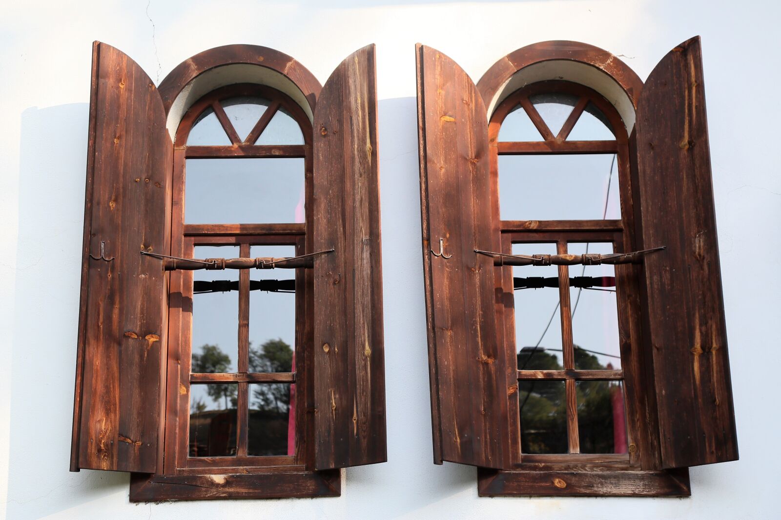 Canon EF 24-105mm F4L IS USM sample photo. Double window, architecture, window photography