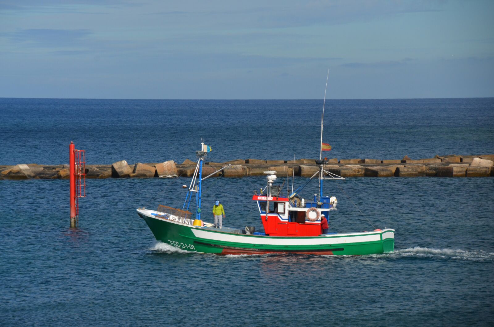 Nikon D5100 sample photo. Boat, fisherman, sea photography