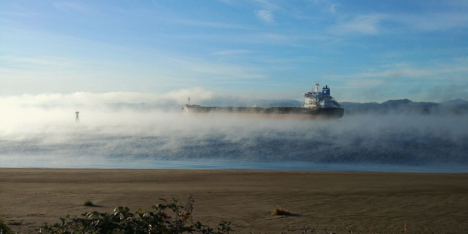 LG G6 sample photo. River, fog, ship photography