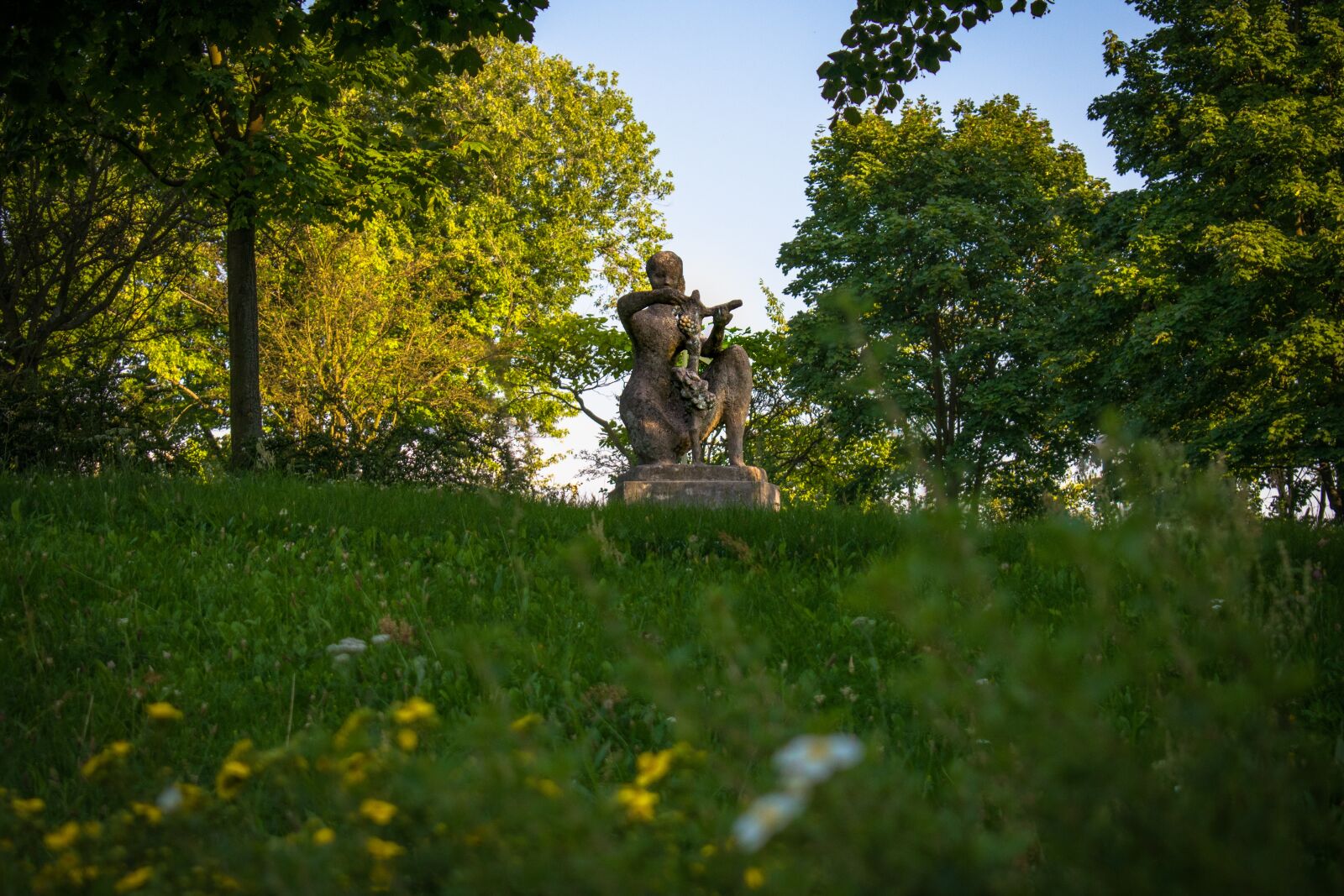 Nikon D3300 sample photo. The statue, grass, tree photography