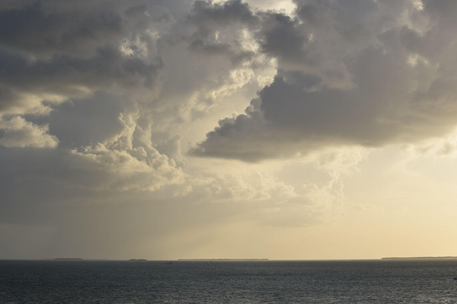 Nikon D3300 sample photo. Nature, water, sky photography