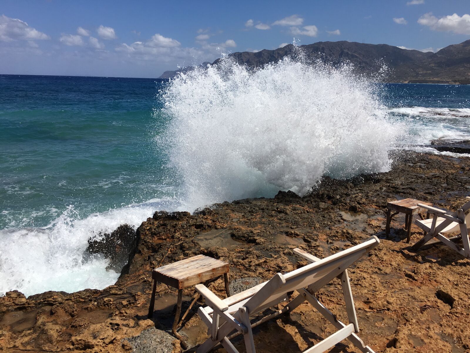 Apple iPhone 6s sample photo. Sea, sun, rock photography