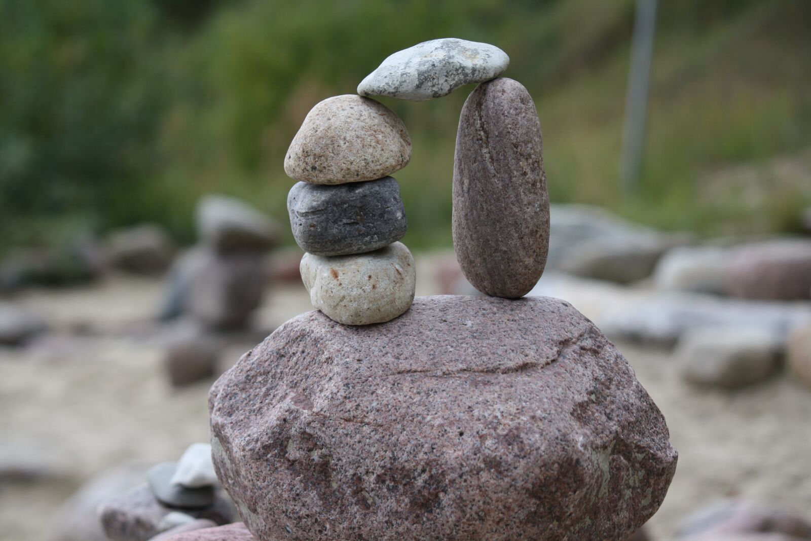 Canon EOS 1000D (EOS Digital Rebel XS / EOS Kiss F) sample photo. Baltic sea, stones, culture photography
