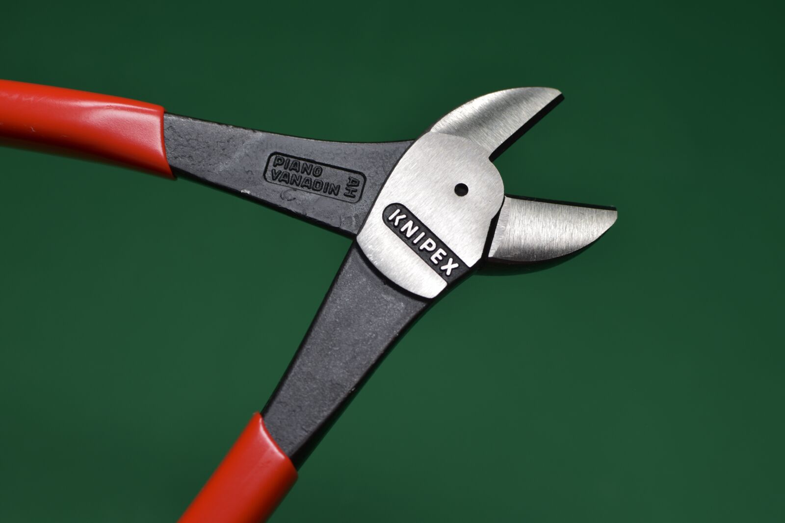 Nikon D5500 sample photo. Fence, plier, tool photography